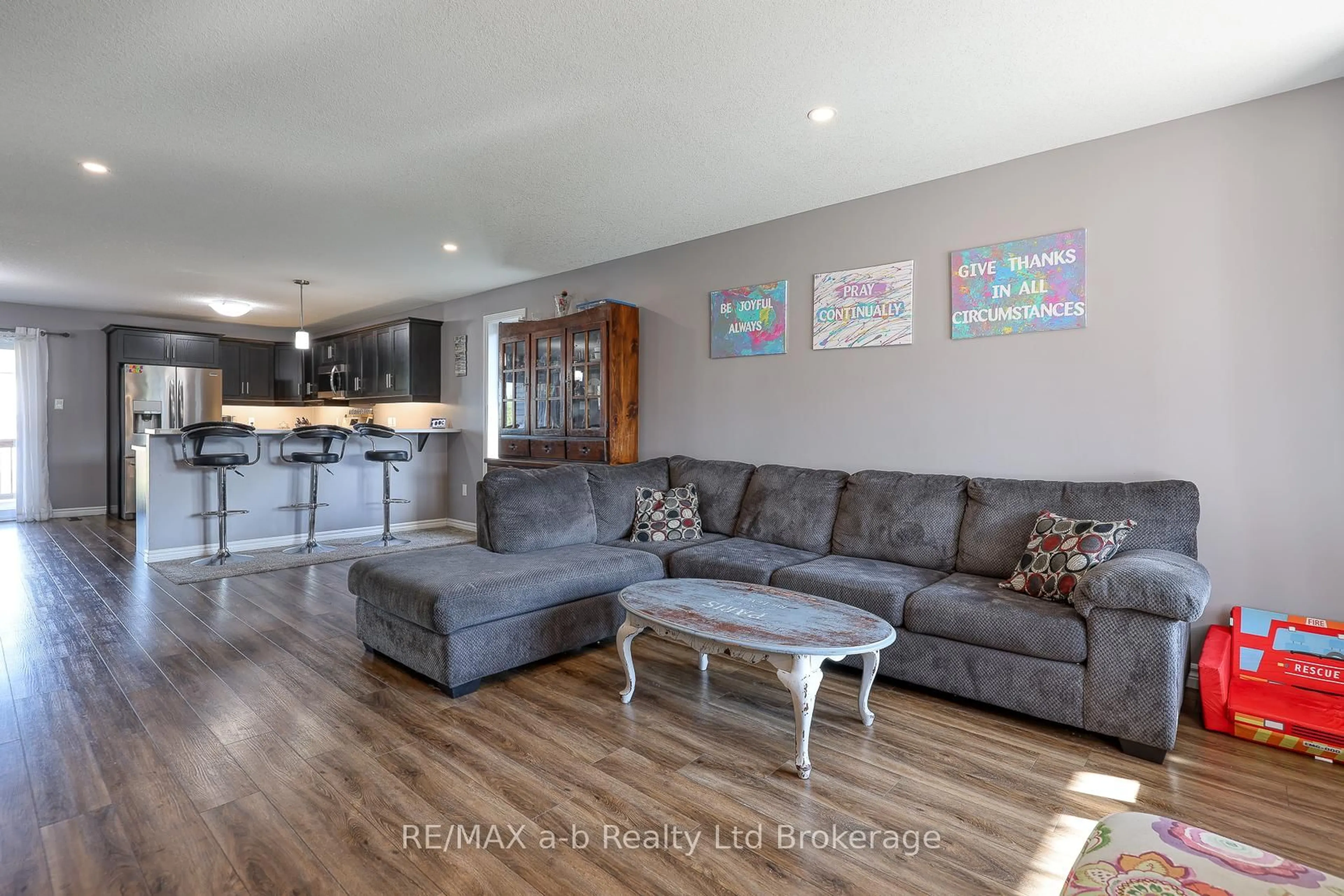 Living room with furniture, unknown for 8 MINLER St, Ingersoll Ontario N5C 0C9