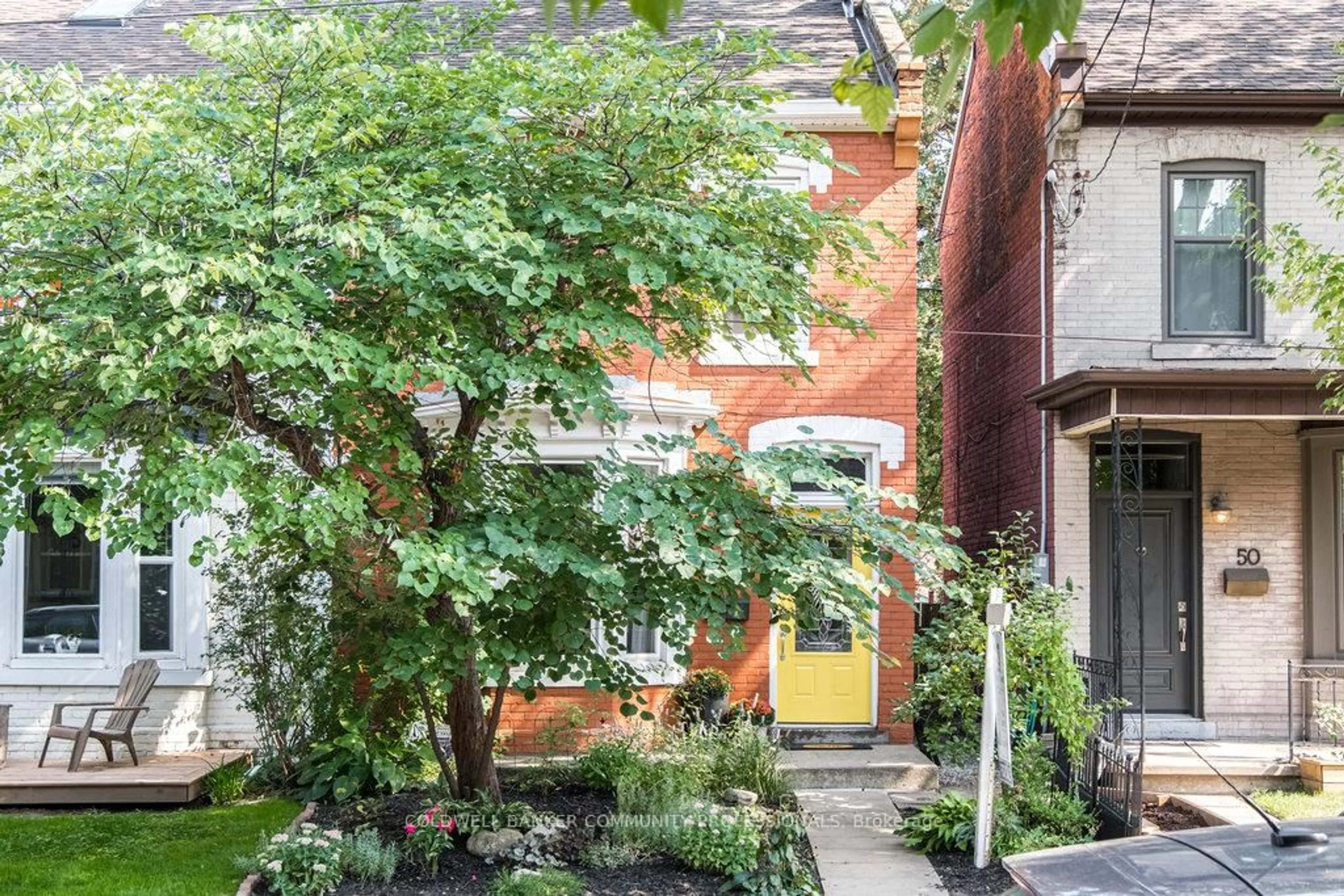 Patio, street for 52 Emerald St, Hamilton Ontario L8L 5K3