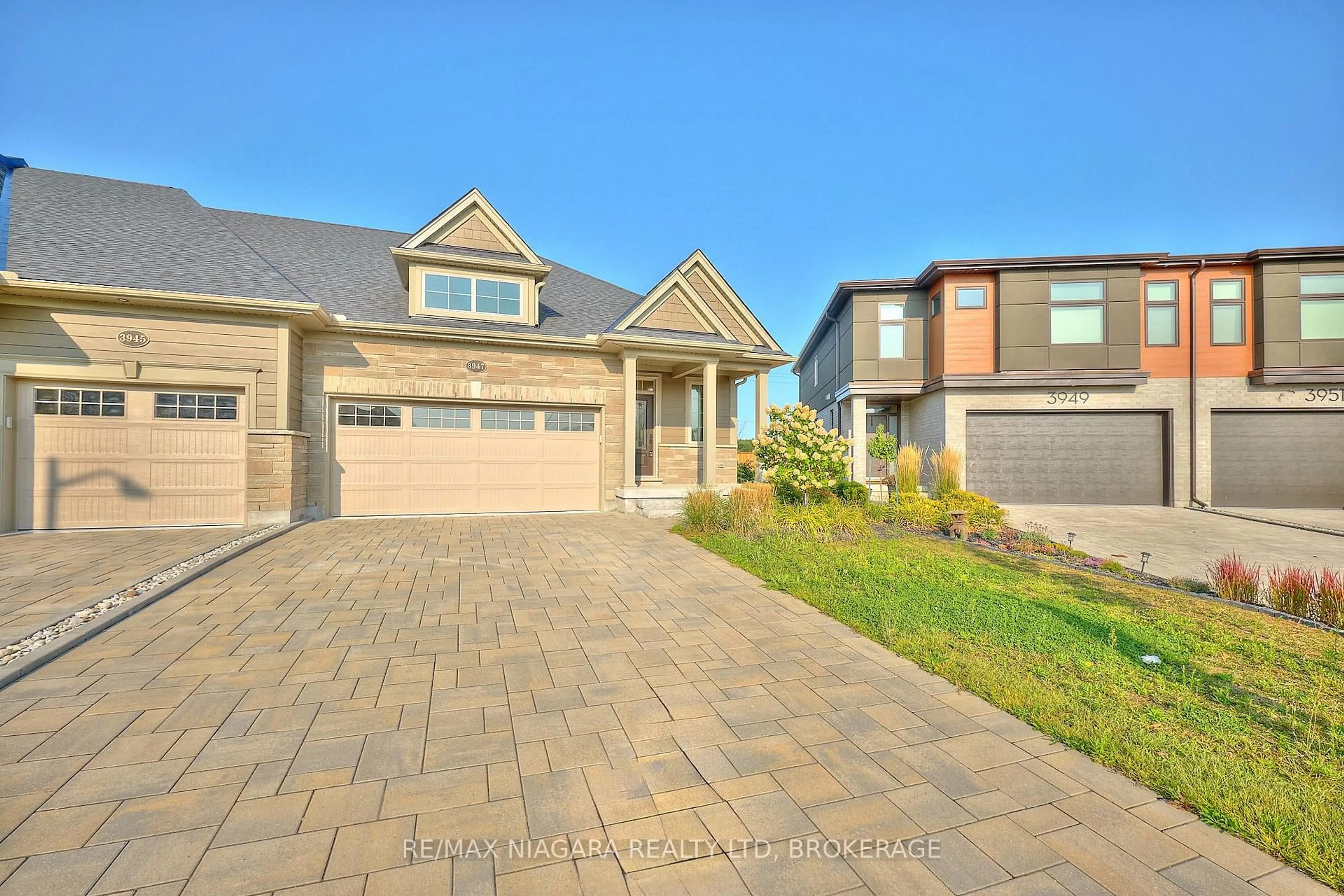 Home with brick exterior material, street for 3947 Mitchell Cres, Fort Erie Ontario L0S 1S0