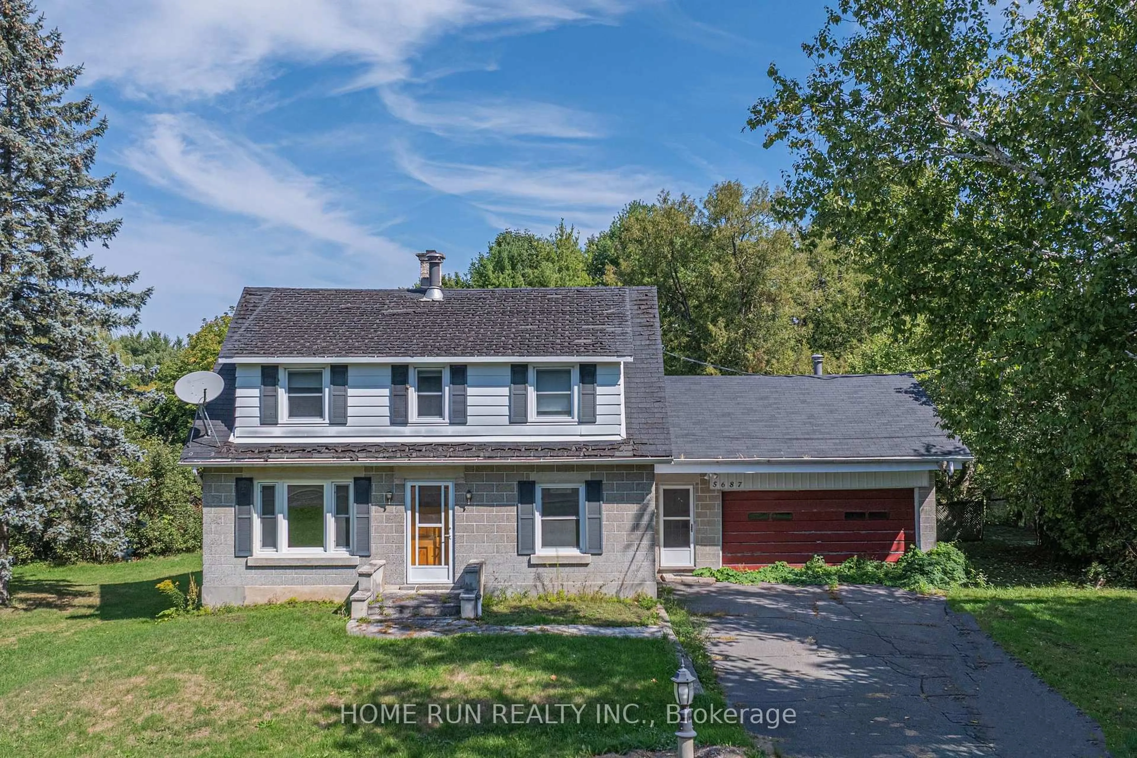 A pic from outside/outdoor area/front of a property/back of a property/a pic from drone, street for 5687 First Line Rd, Kars Ontario K0A 2E0