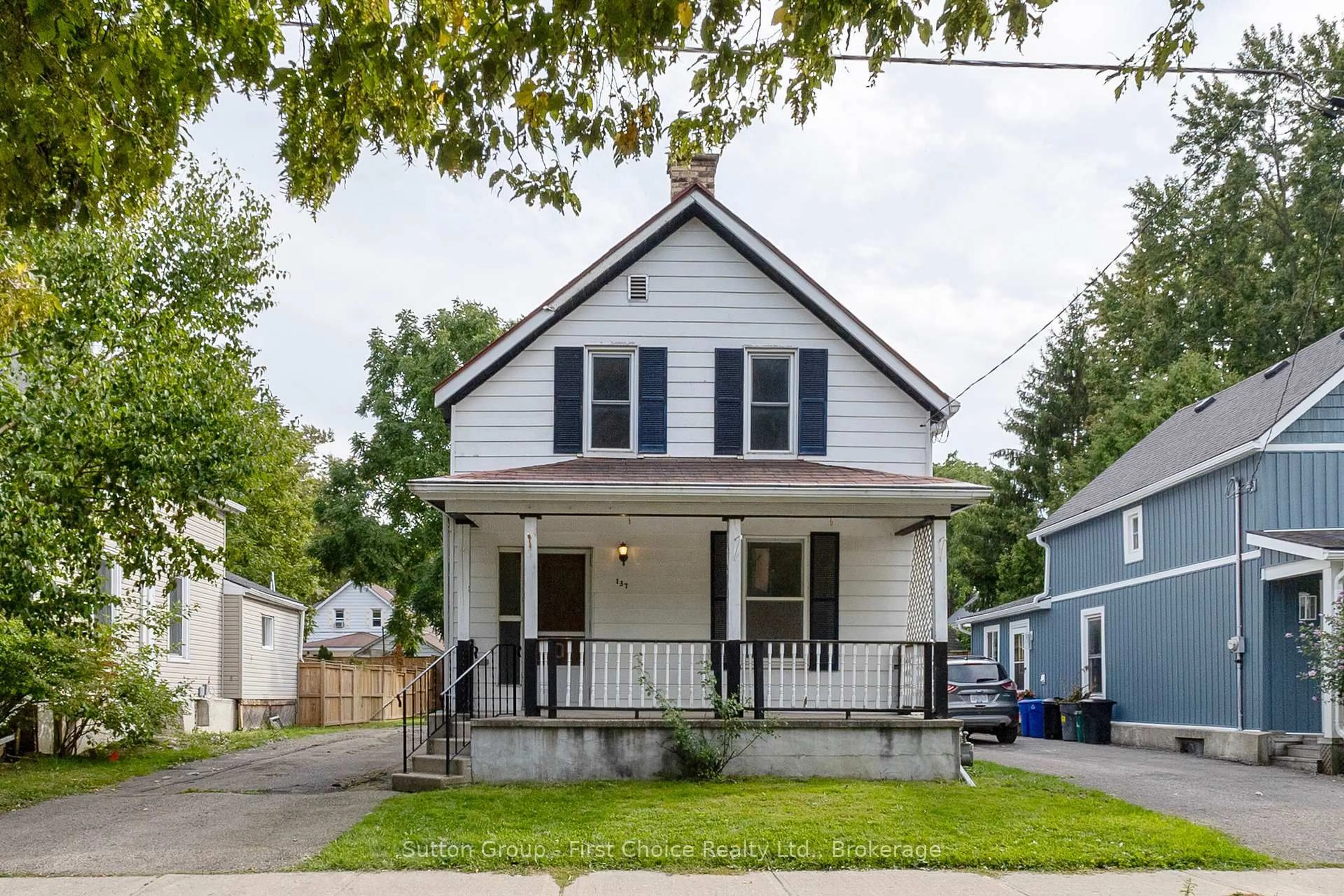 Home with vinyl exterior material, street for 137 Rebecca St, Stratford Ontario N5A 3P4