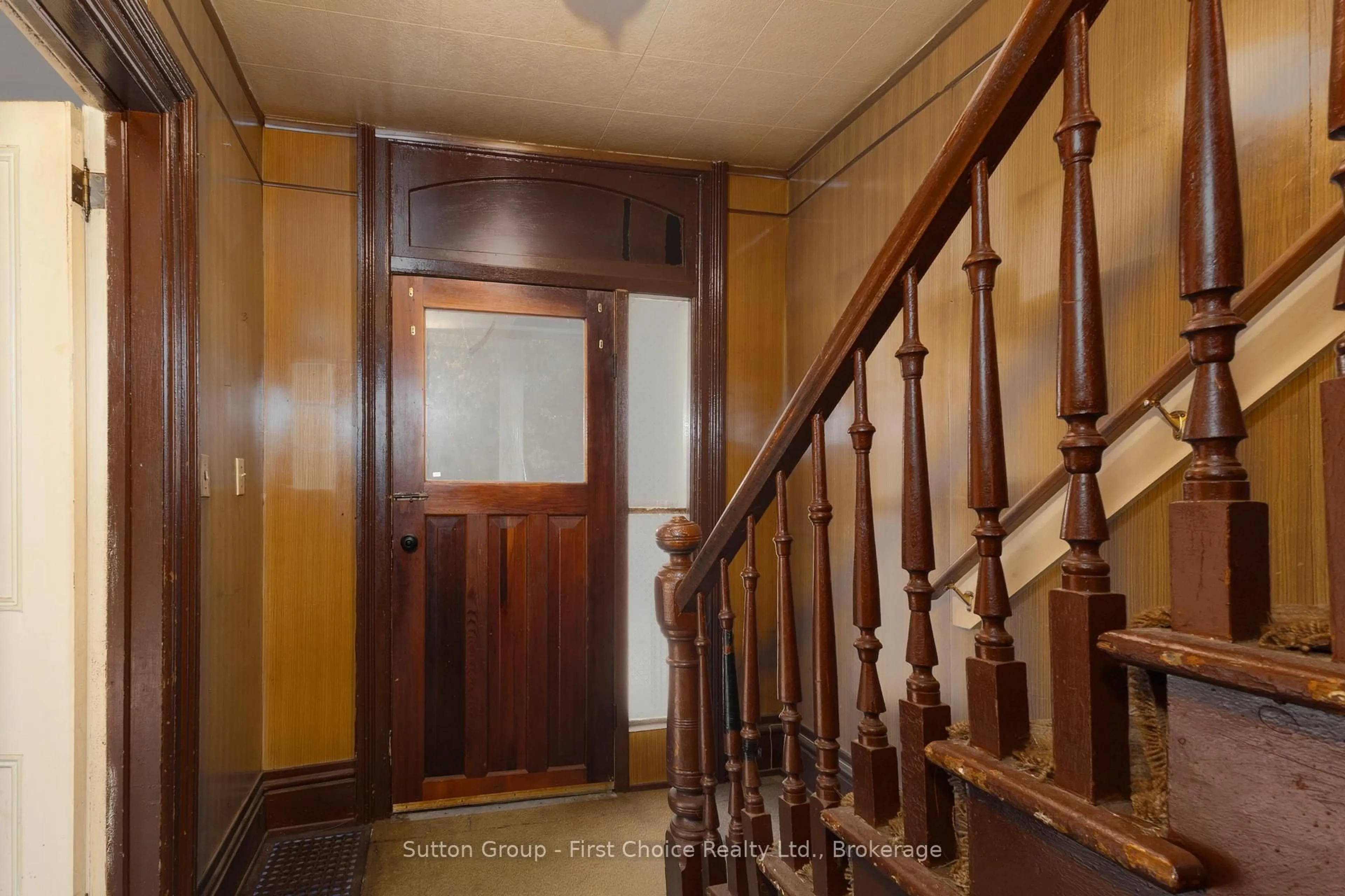 Unknown for 137 Rebecca St, Stratford Ontario N5A 3P4