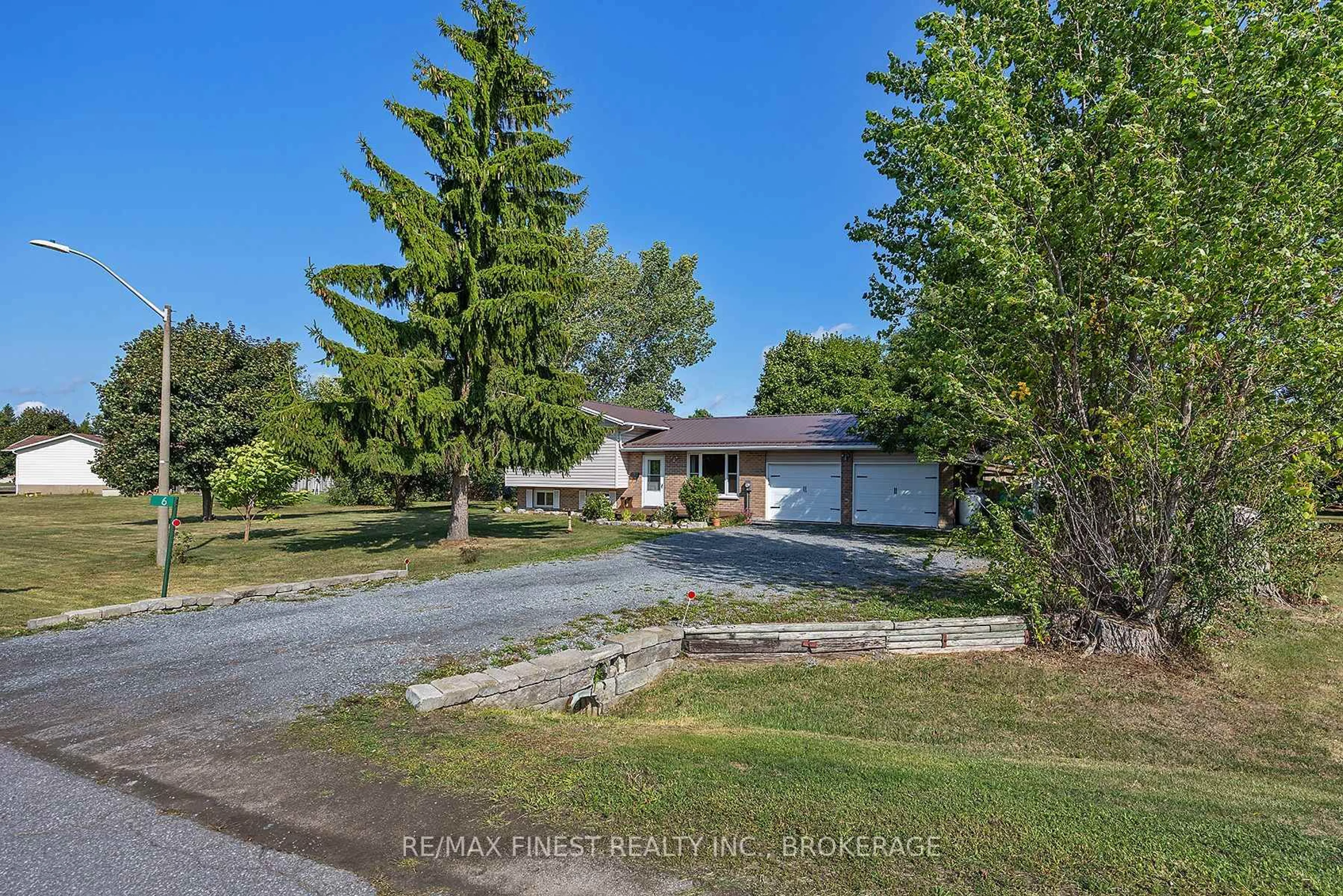 A pic from outside/outdoor area/front of a property/back of a property/a pic from drone, water/lake/river/ocean view for 6 Marino Dr, Kingston Ontario K0H 1S0