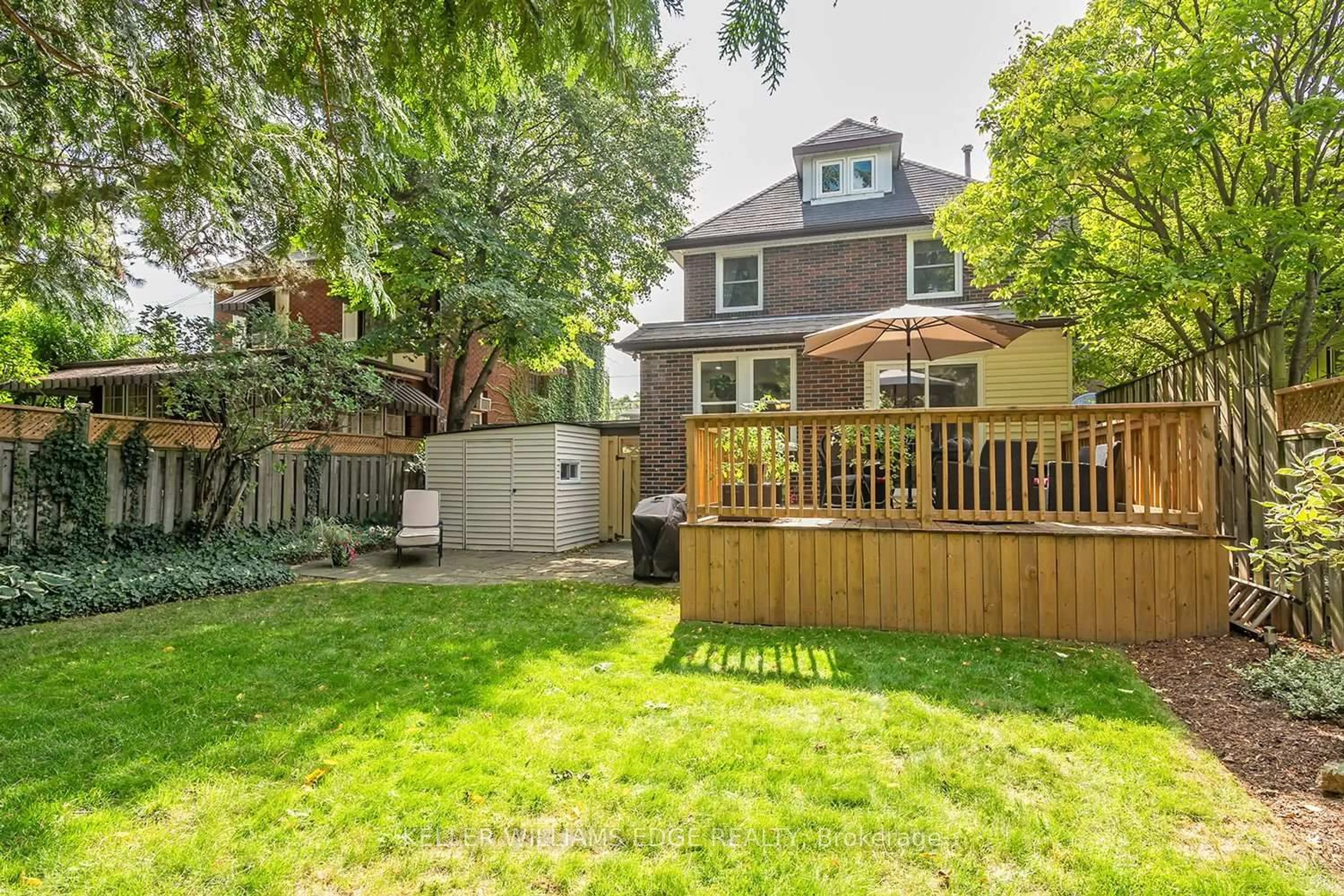 Patio, street for 88 Paisley Ave, Hamilton Ontario L8S 4H3