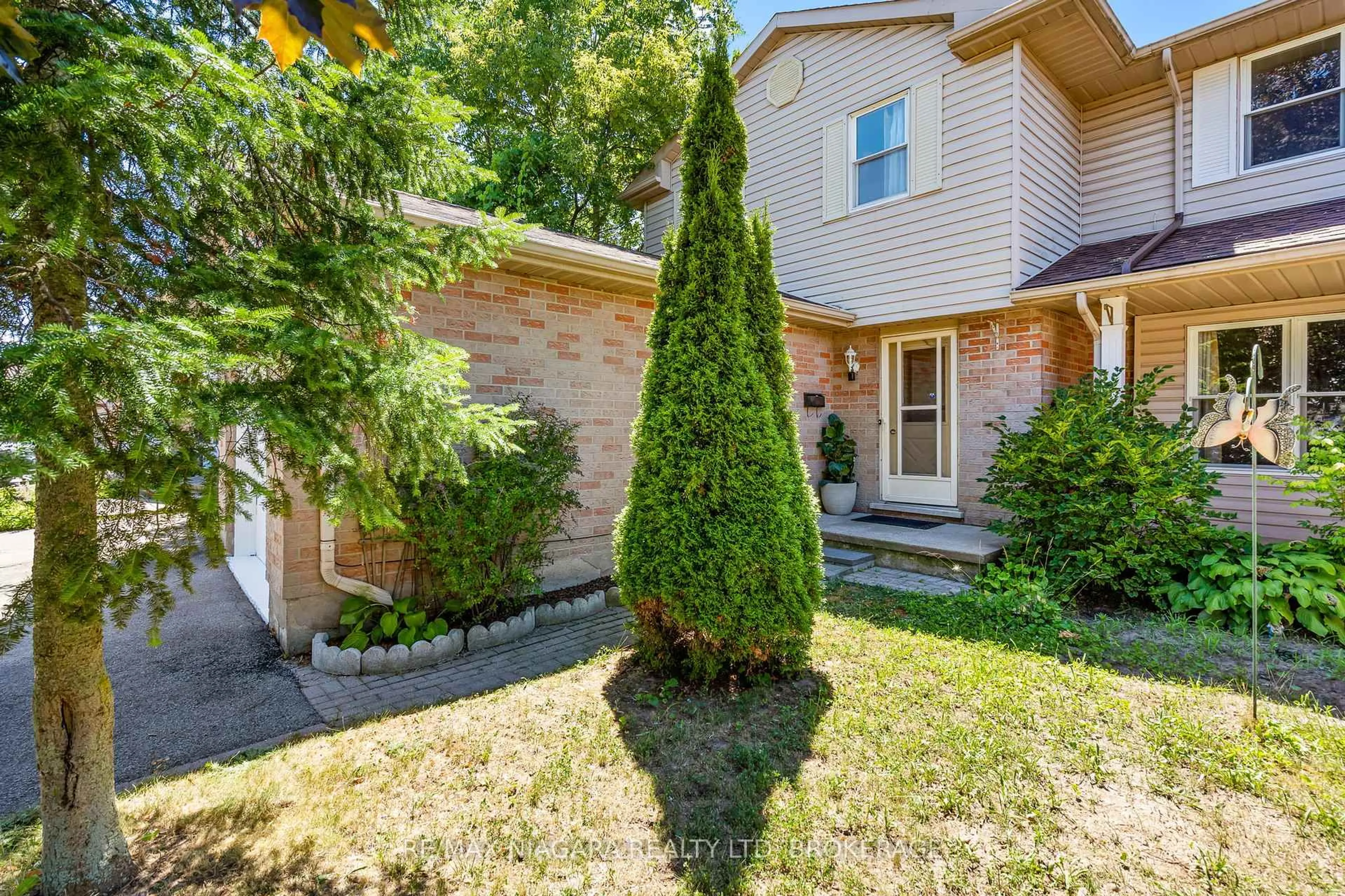 Unknown for 6555 Malibu Dr, Niagara Falls Ontario L2H 2W3