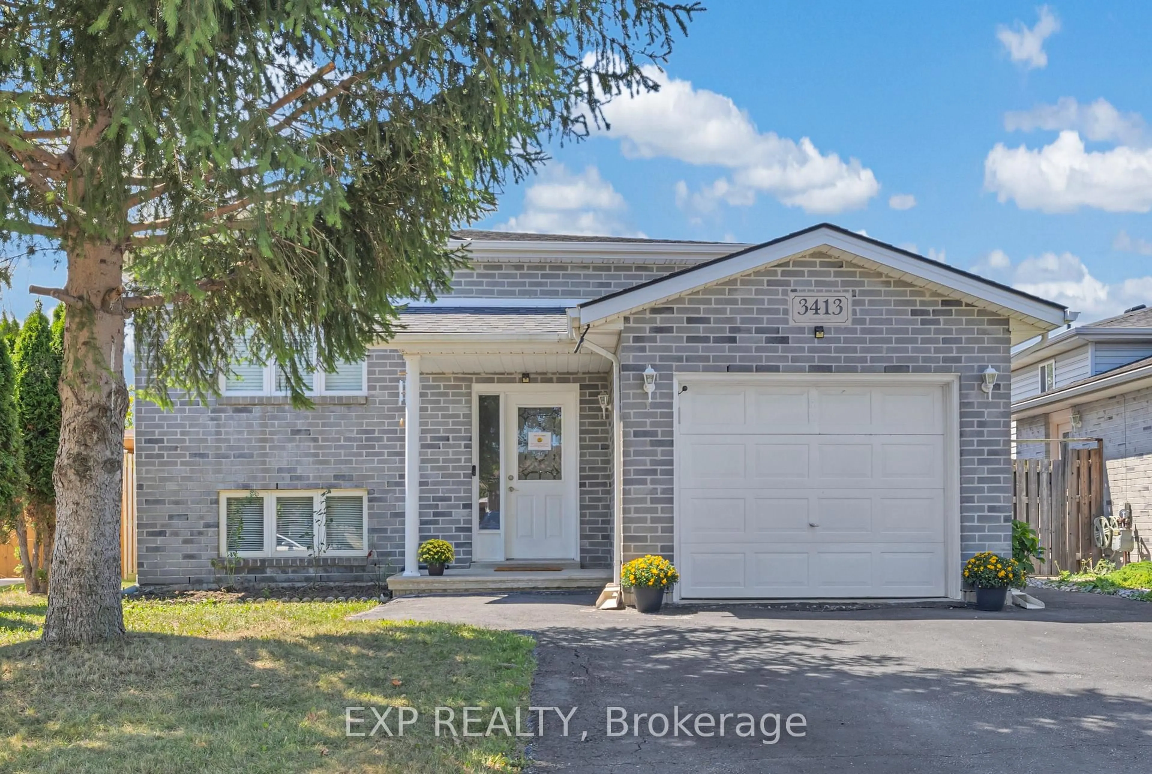 Home with brick exterior material, street for 3413 Caribou Cres, Windsor Ontario N8W 5T5