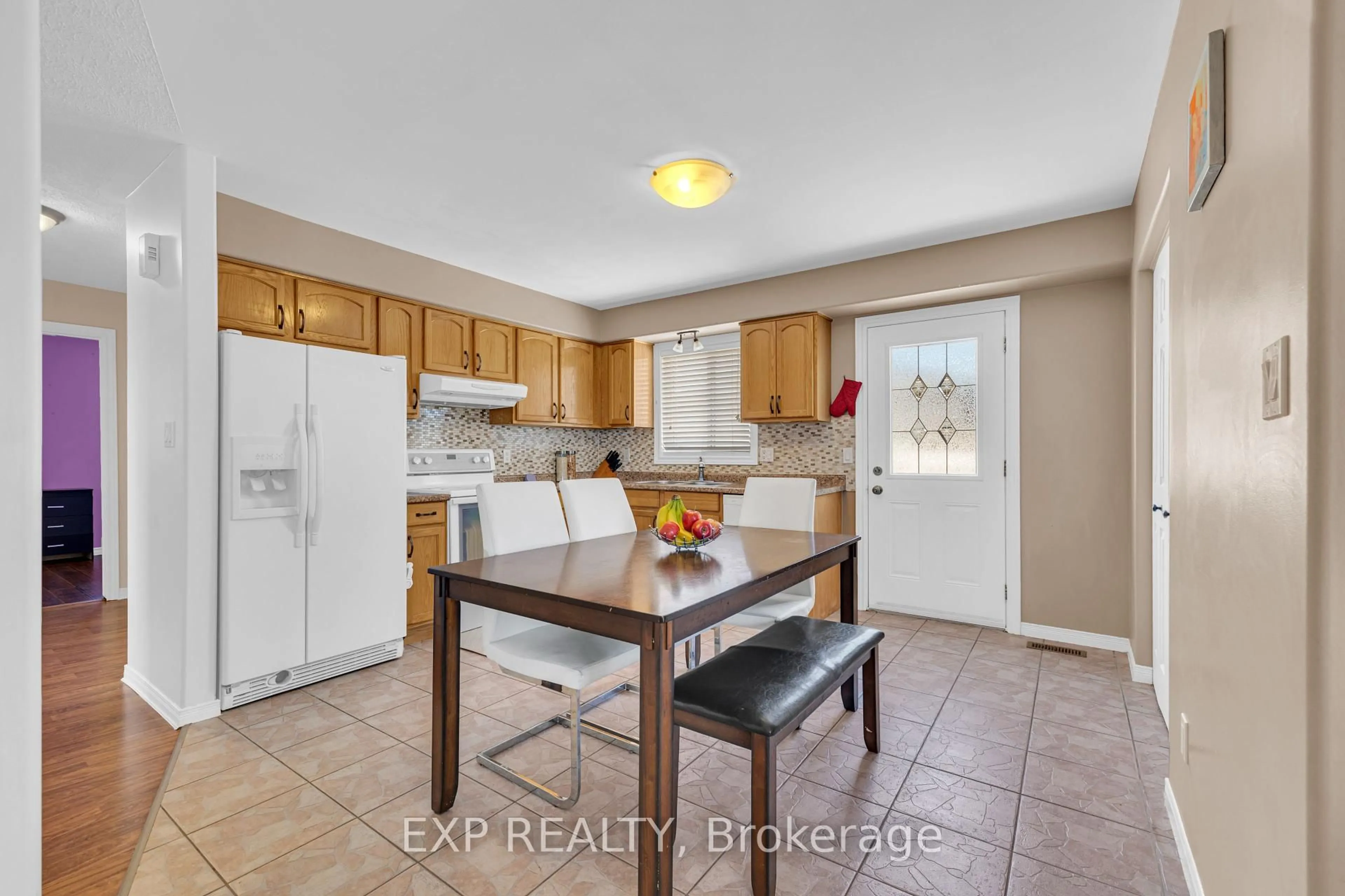 Standard kitchen, ceramic/tile floor for 3413 Caribou Cres, Windsor Ontario N8W 5T5