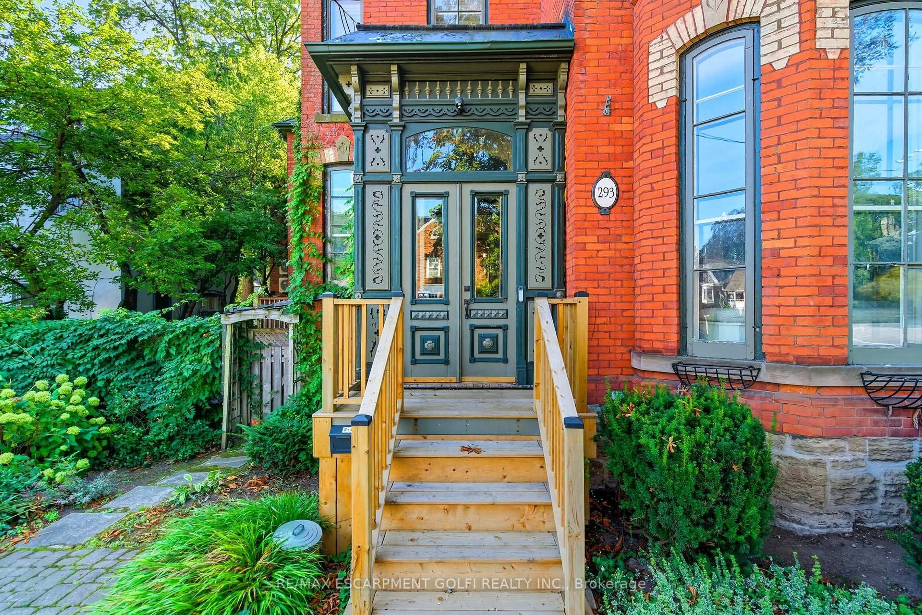 Home with brick exterior material, street for 293 Park St, Hamilton Ontario L8P 3G5