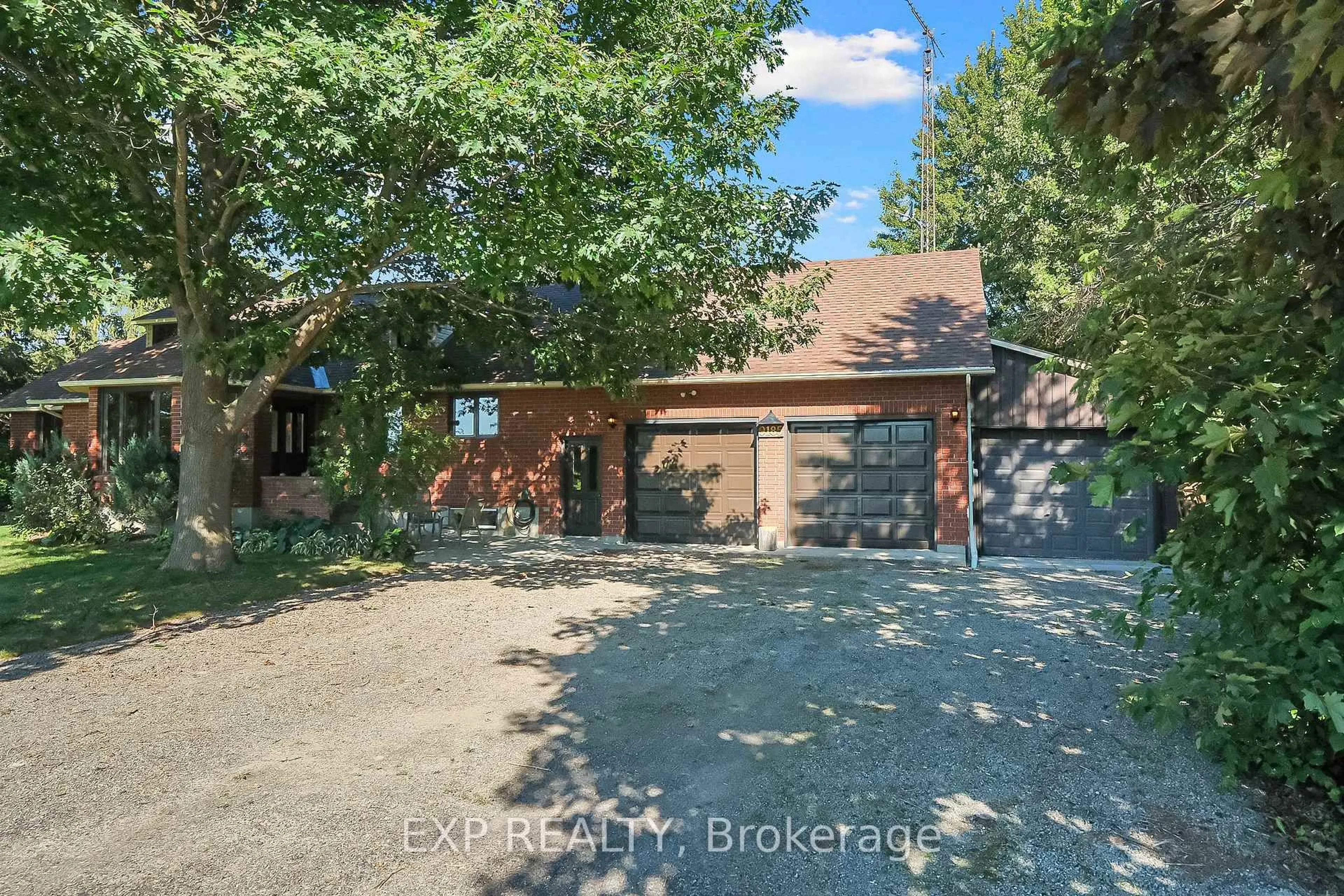 A pic from outside/outdoor area/front of a property/back of a property/a pic from drone, street for 9185 Ray Wilson Rd, Metcalfe Ontario K0A 2P0