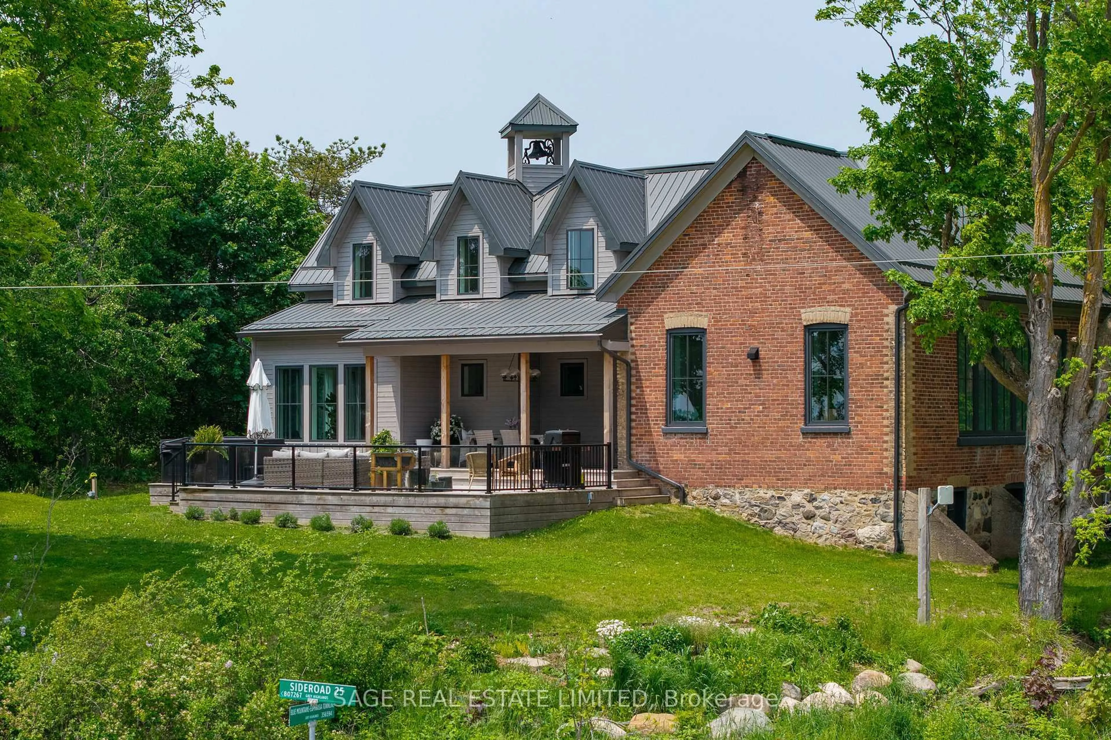 Home with brick exterior material, unknown for 356598 The Blue Mountains- Euphrasia, Grey Highlands Ontario N0H 1J0