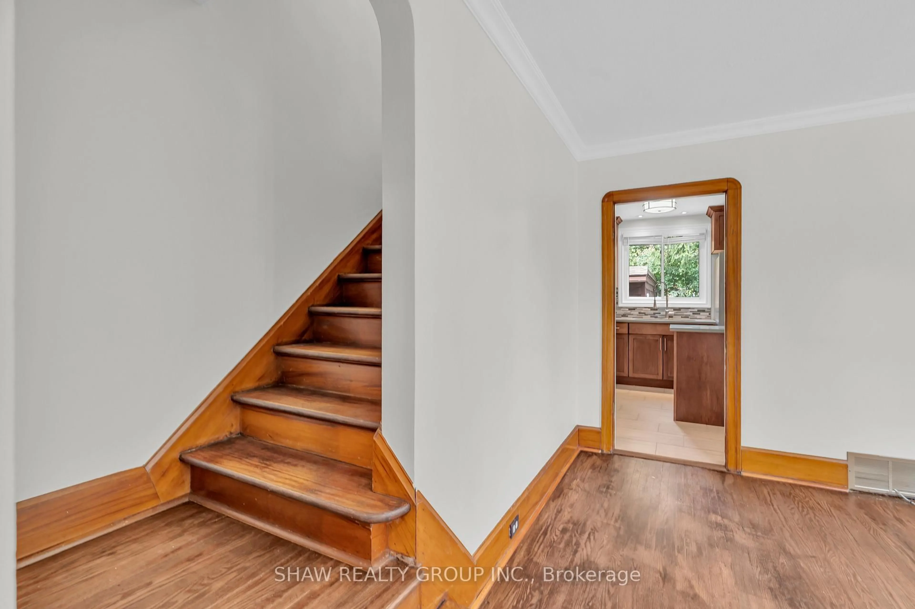 Unknown for 74 Dane St, Kitchener Ontario N2H 3H7