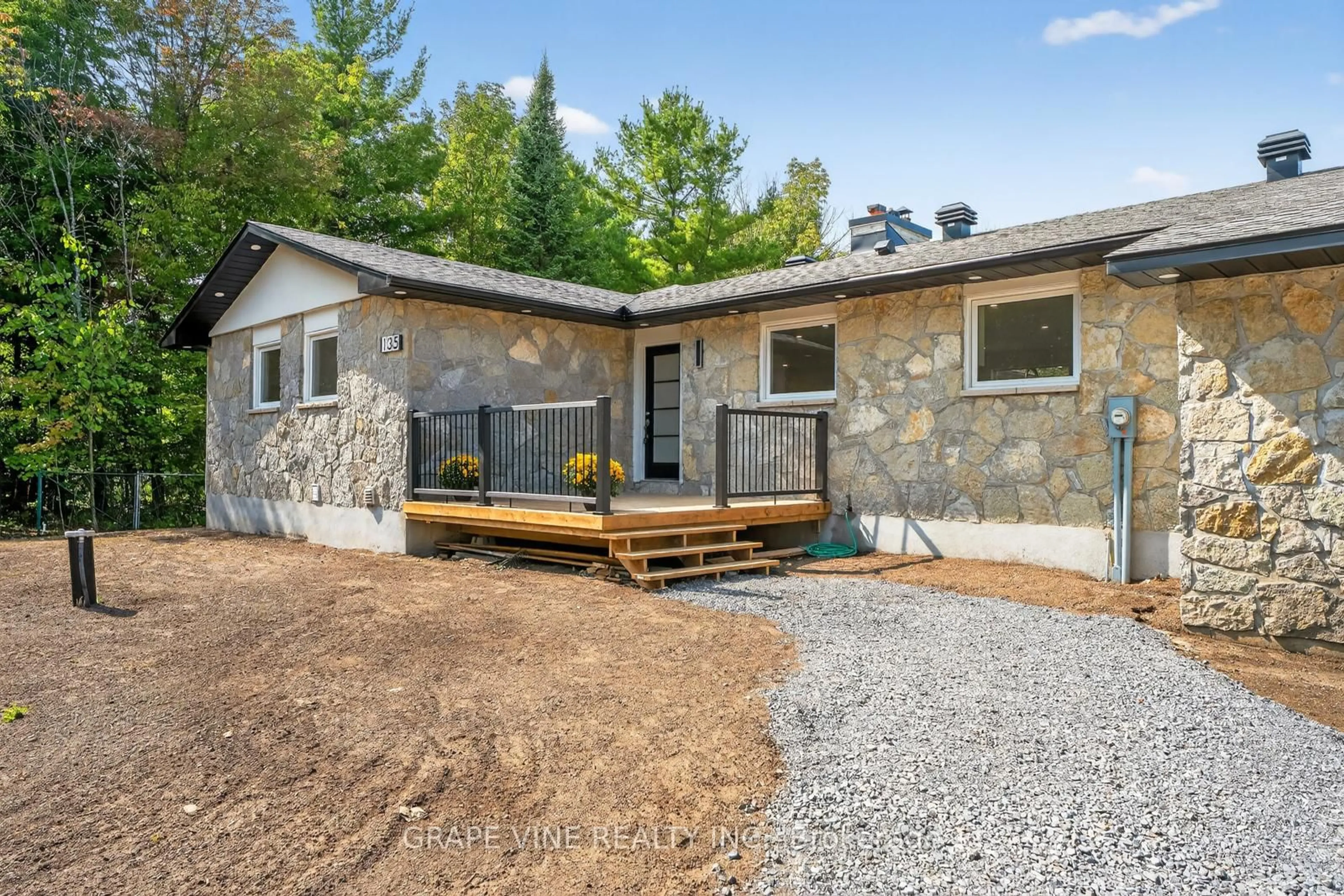 Unknown for 135 Manion Rd, Carp Ontario K0A 1L0