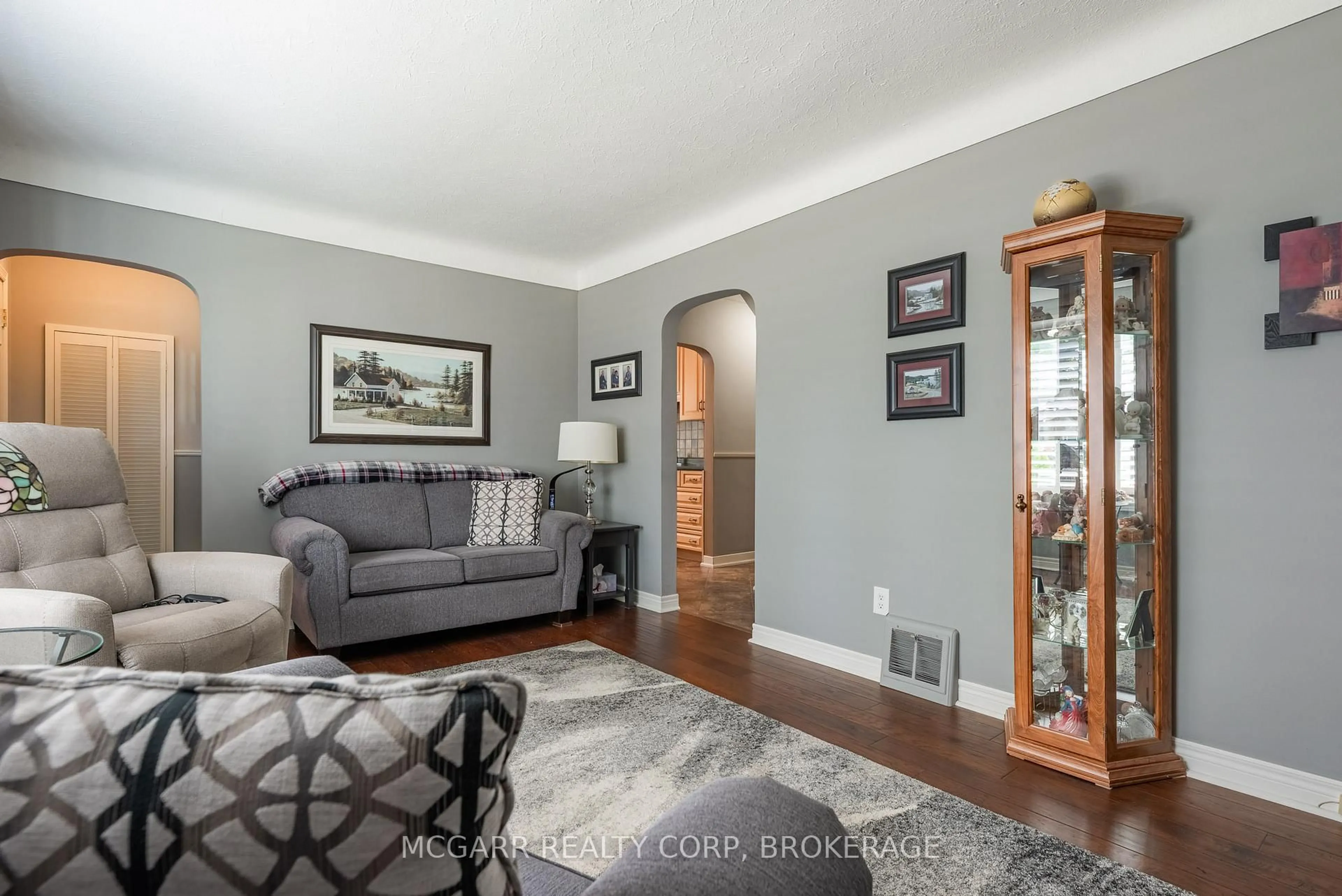 Living room with furniture, unknown for 97 Else St, St. Catharines Ontario L2N 2C4