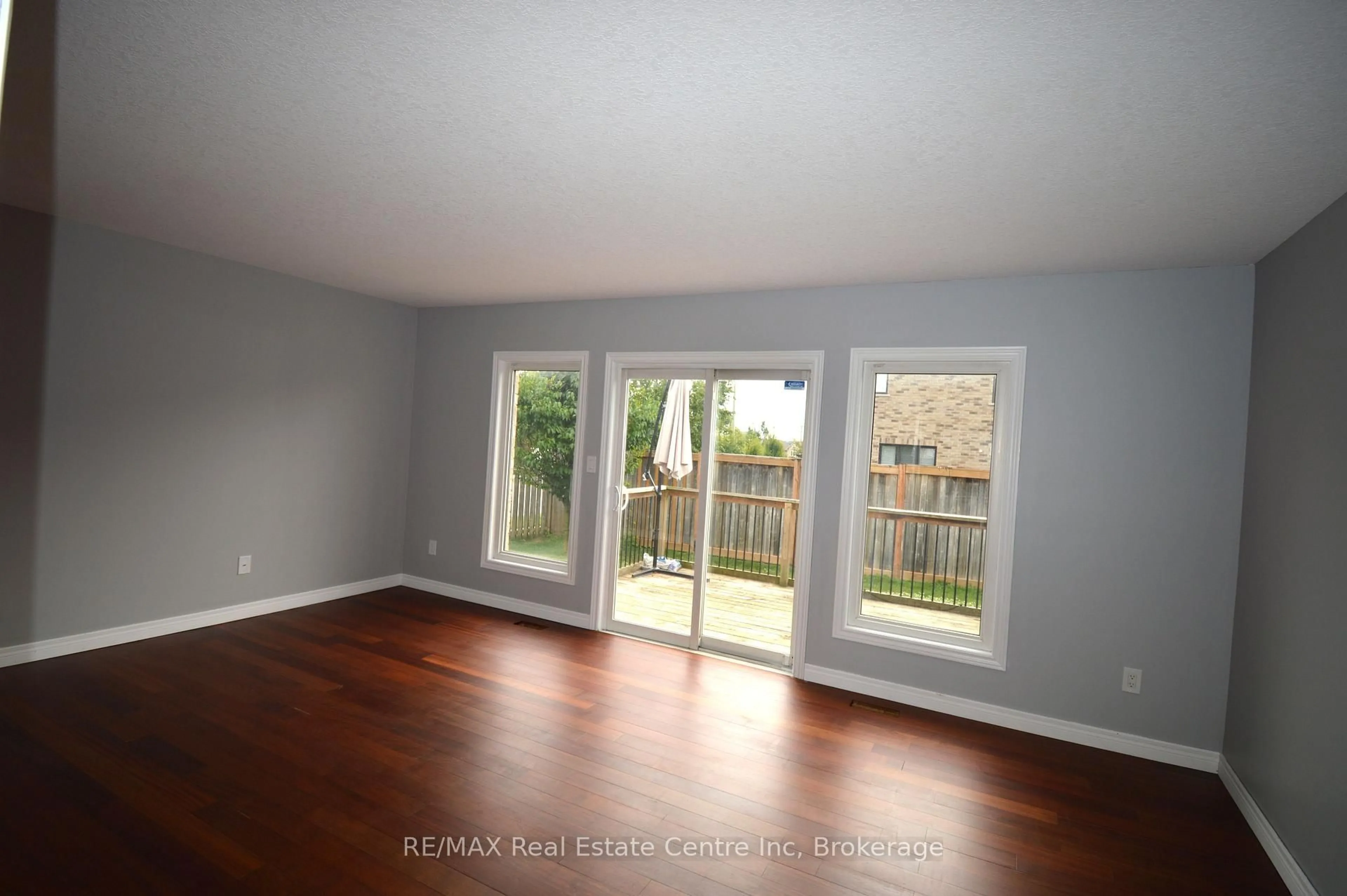 A pic of a room for 49 Edwards St, Guelph Ontario N1E 0B8