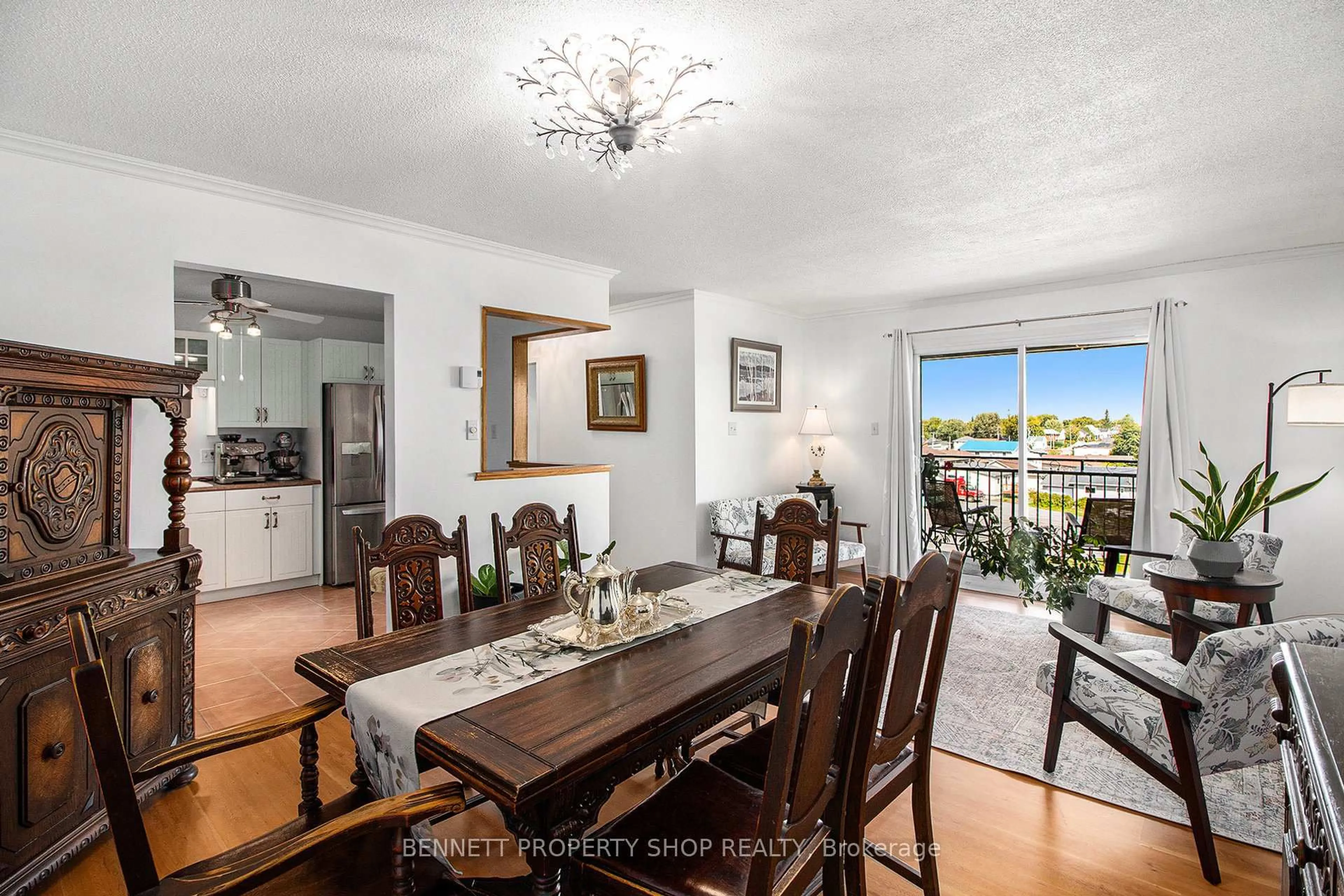 Dining room, unknown for 220 Kenyon St St #unit #307, North Glengarry Ontario K0C 1A0