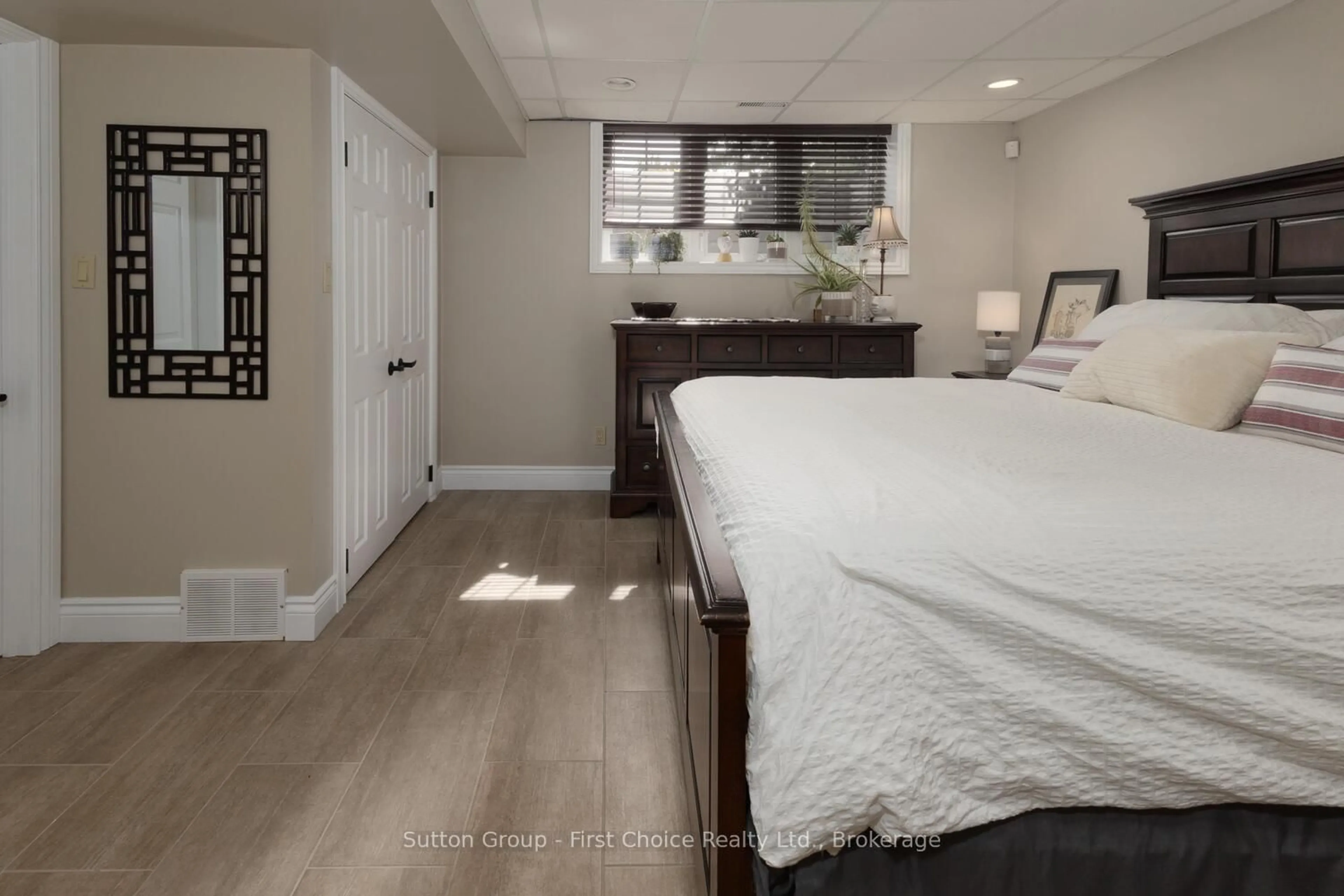 Bedroom with bed, unknown for 338 Delamere Ave, Stratford Ontario N5A 5A4
