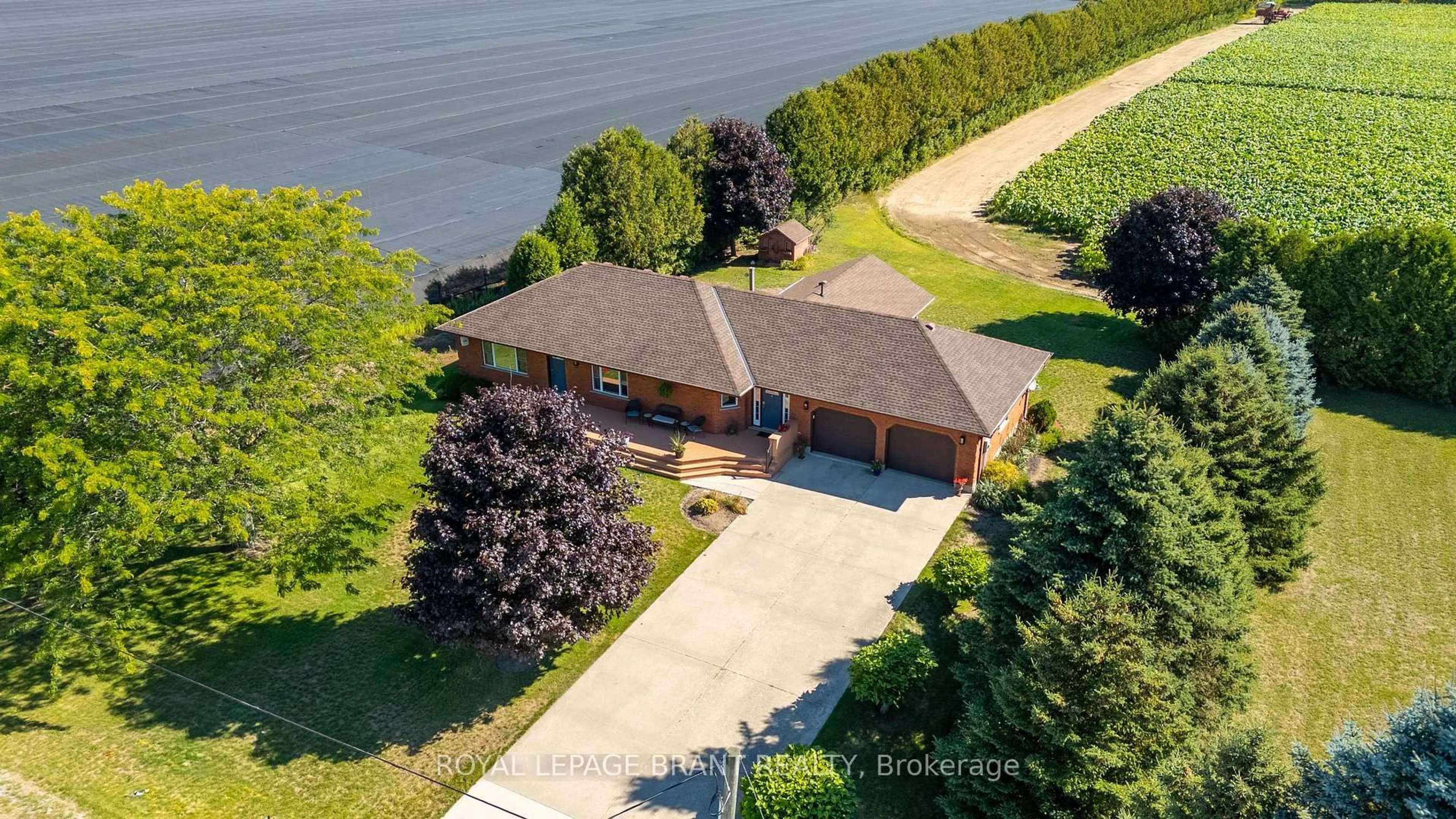 A pic from outside/outdoor area/front of a property/back of a property/a pic from drone, water/lake/river/ocean view for 3168 Swimming Pool Rd, Norfolk Ontario N0E 1H0