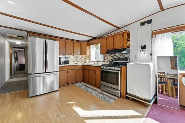 1429 Sheffield Rd #7 Sunvalley, Hamilton 4