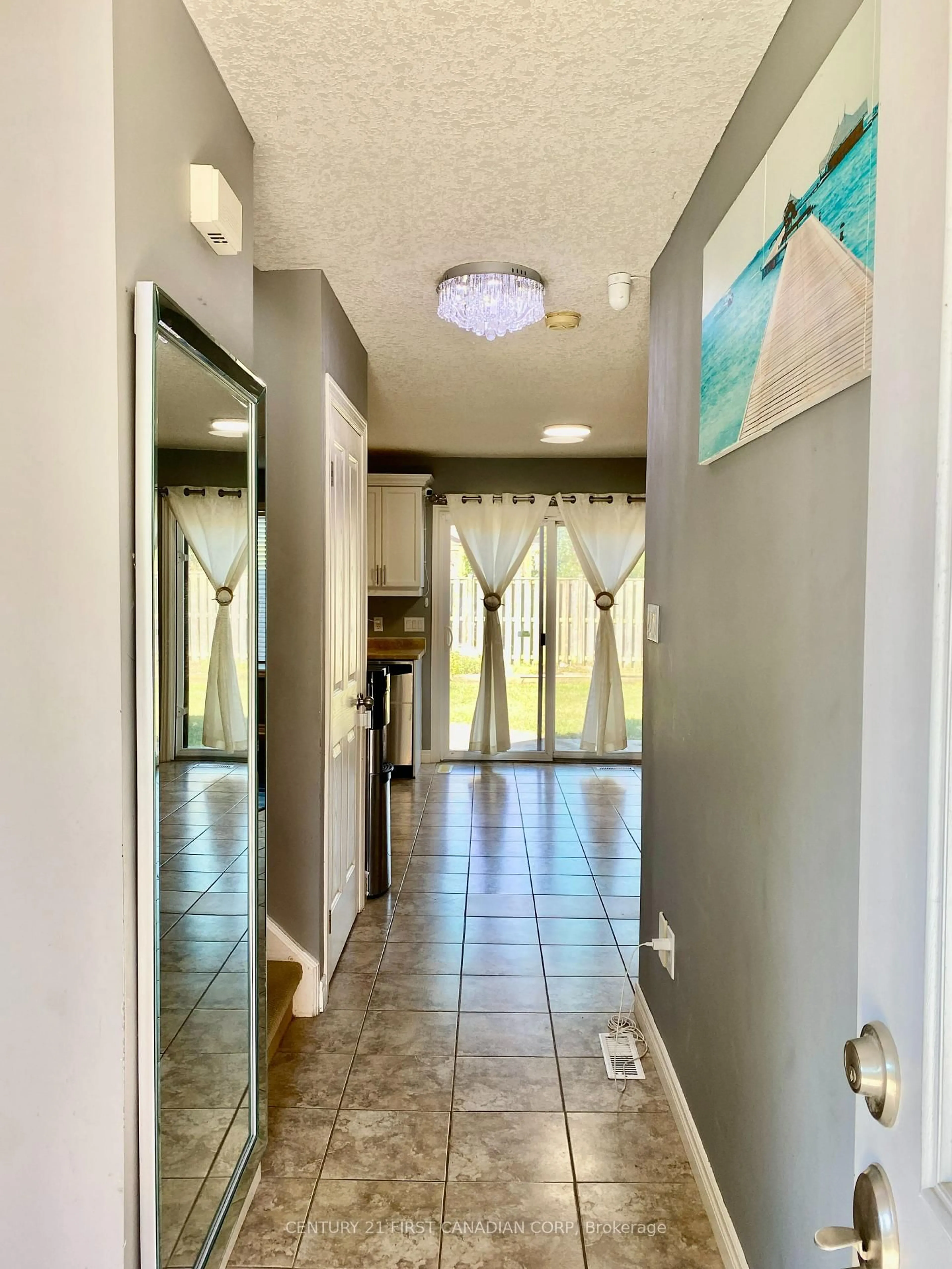 Indoor entryway for 1678 BLACKMAPLE Cres, London East Ontario N5Y 6L6
