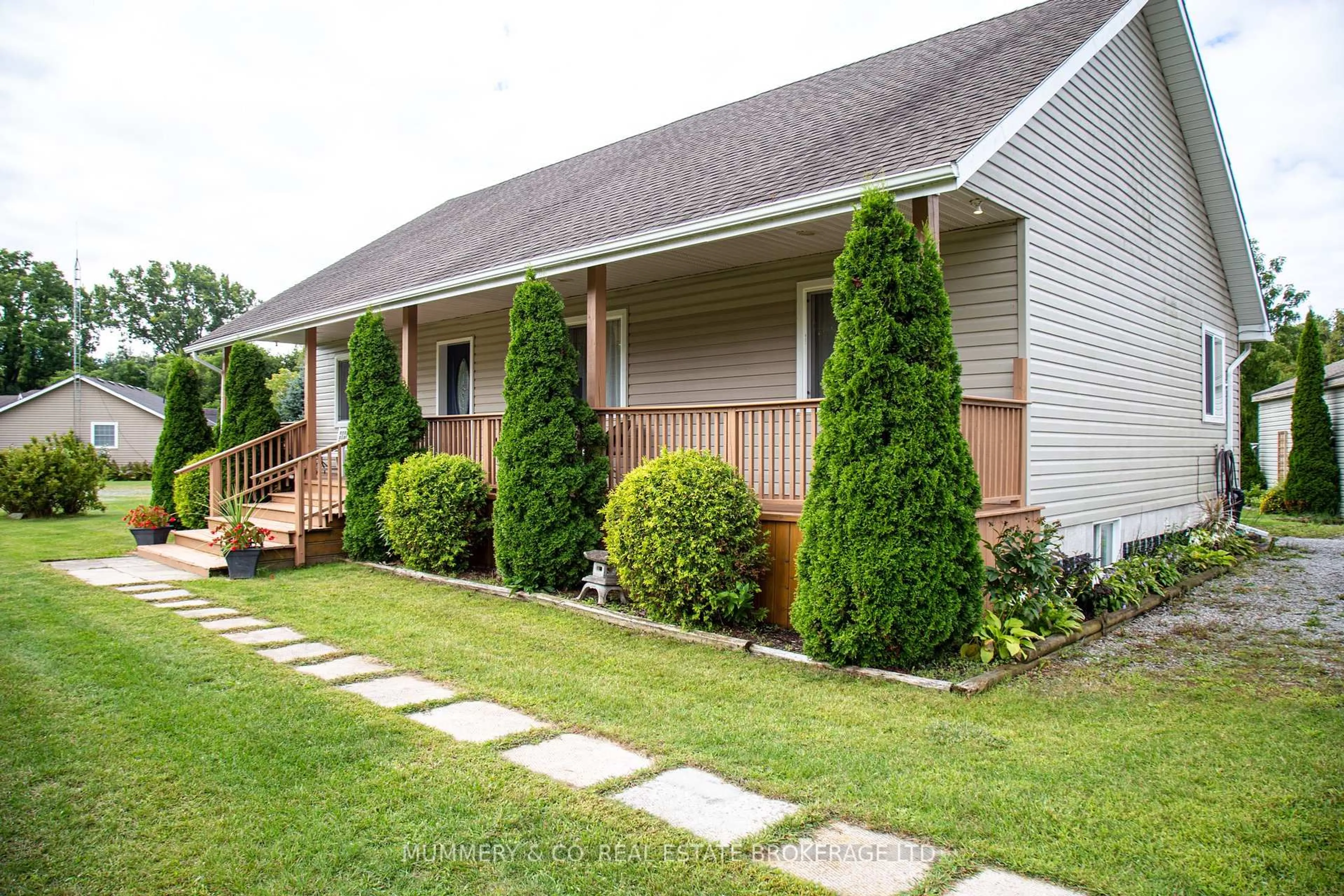 Home with vinyl exterior material, street for 1259 Turkey Point Rd, Norfolk Ontario N3Y 4K1
