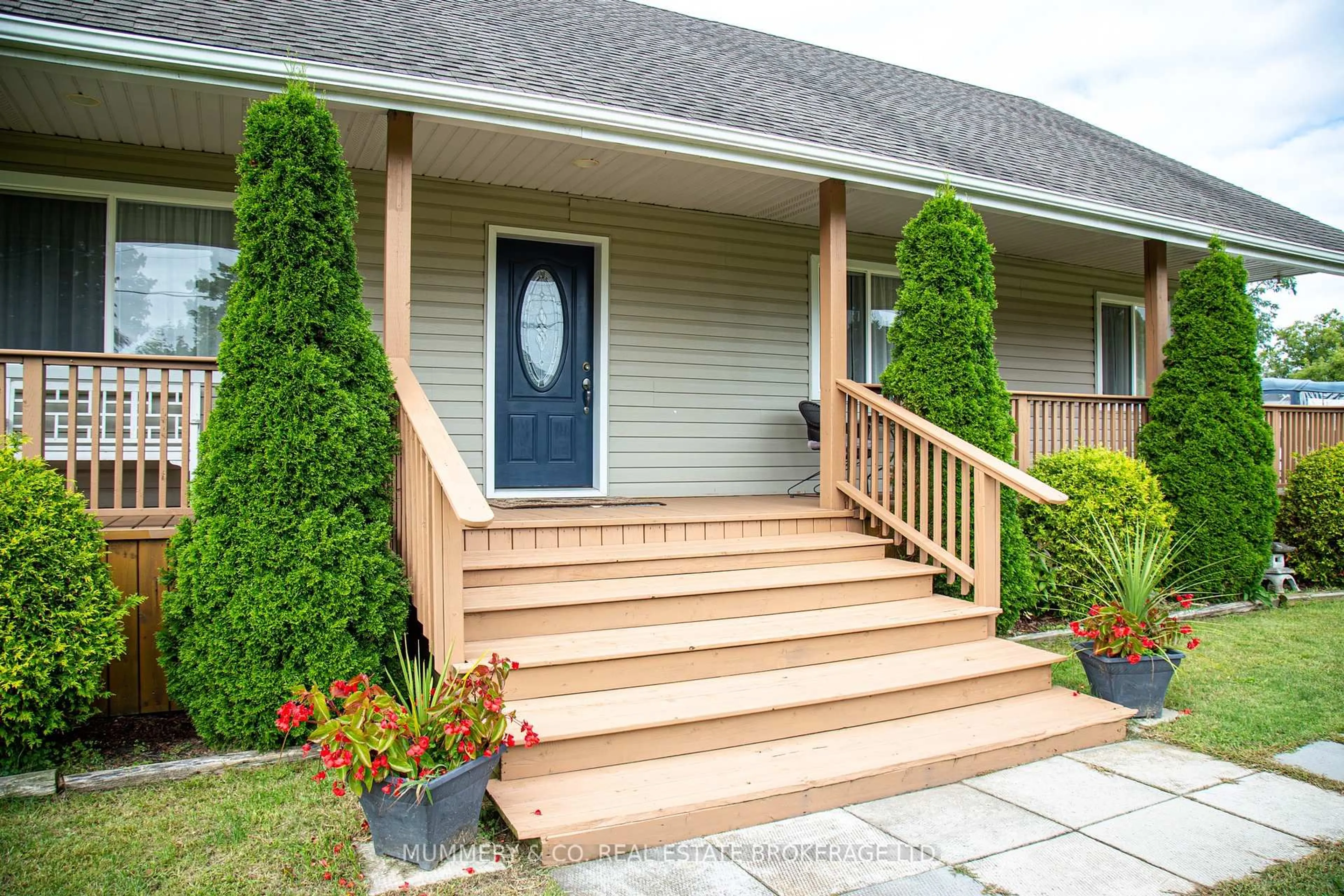 Home with vinyl exterior material, street for 1259 Turkey Point Rd, Norfolk Ontario N3Y 4K1