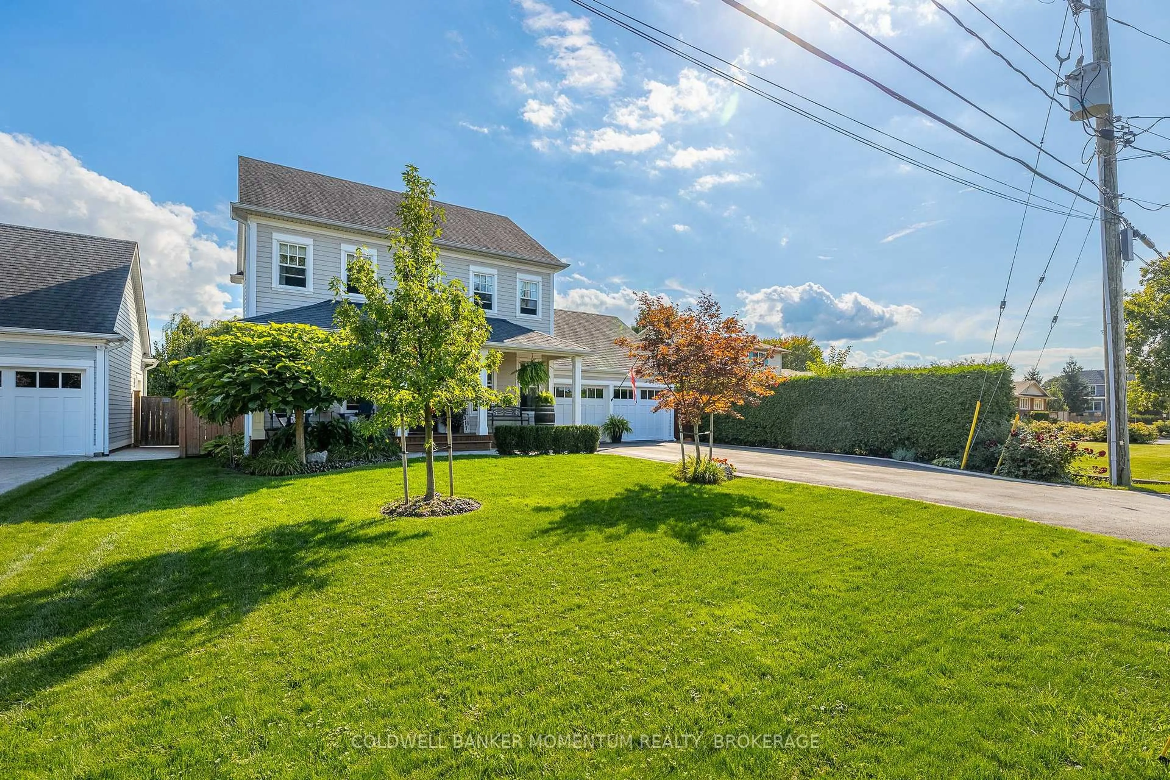 A pic from outside/outdoor area/front of a property/back of a property/a pic from drone, street for 465 LINE 2 Rd, Niagara-on-the-Lake Ontario L0S 1J0