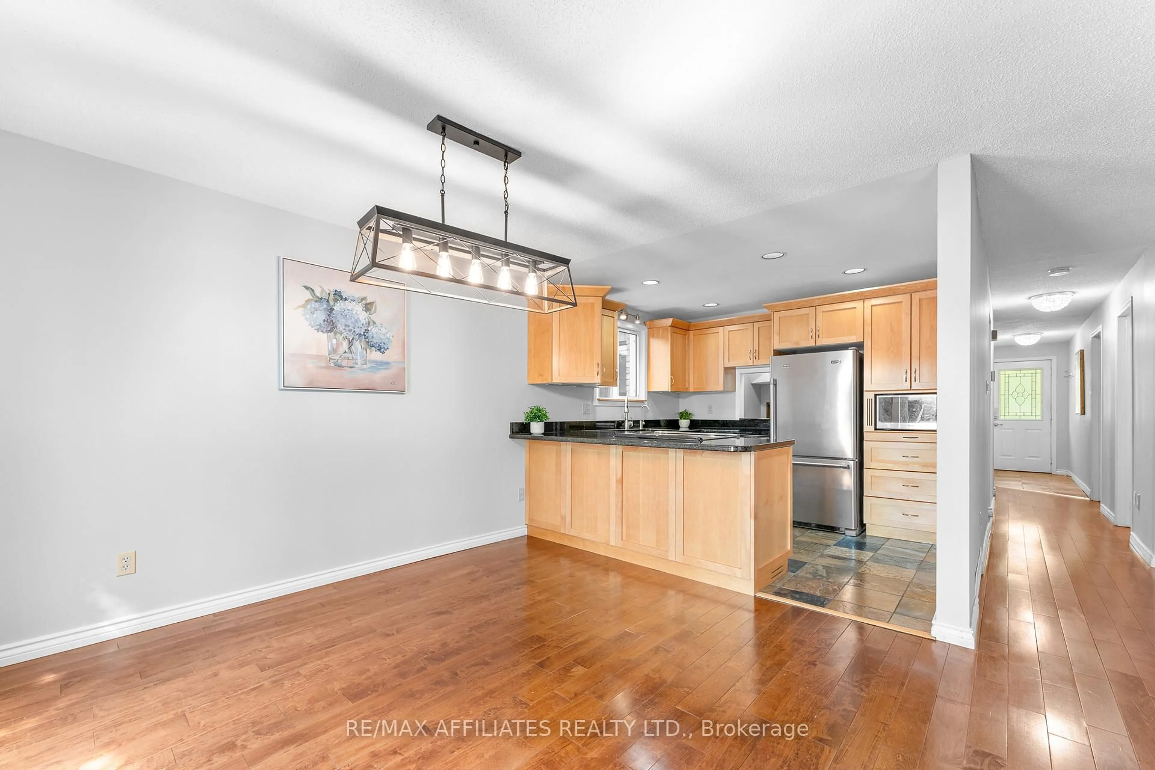 Open concept kitchen, unknown for 1278 Bayview Dr, Ottawa Ontario K0A 3M0