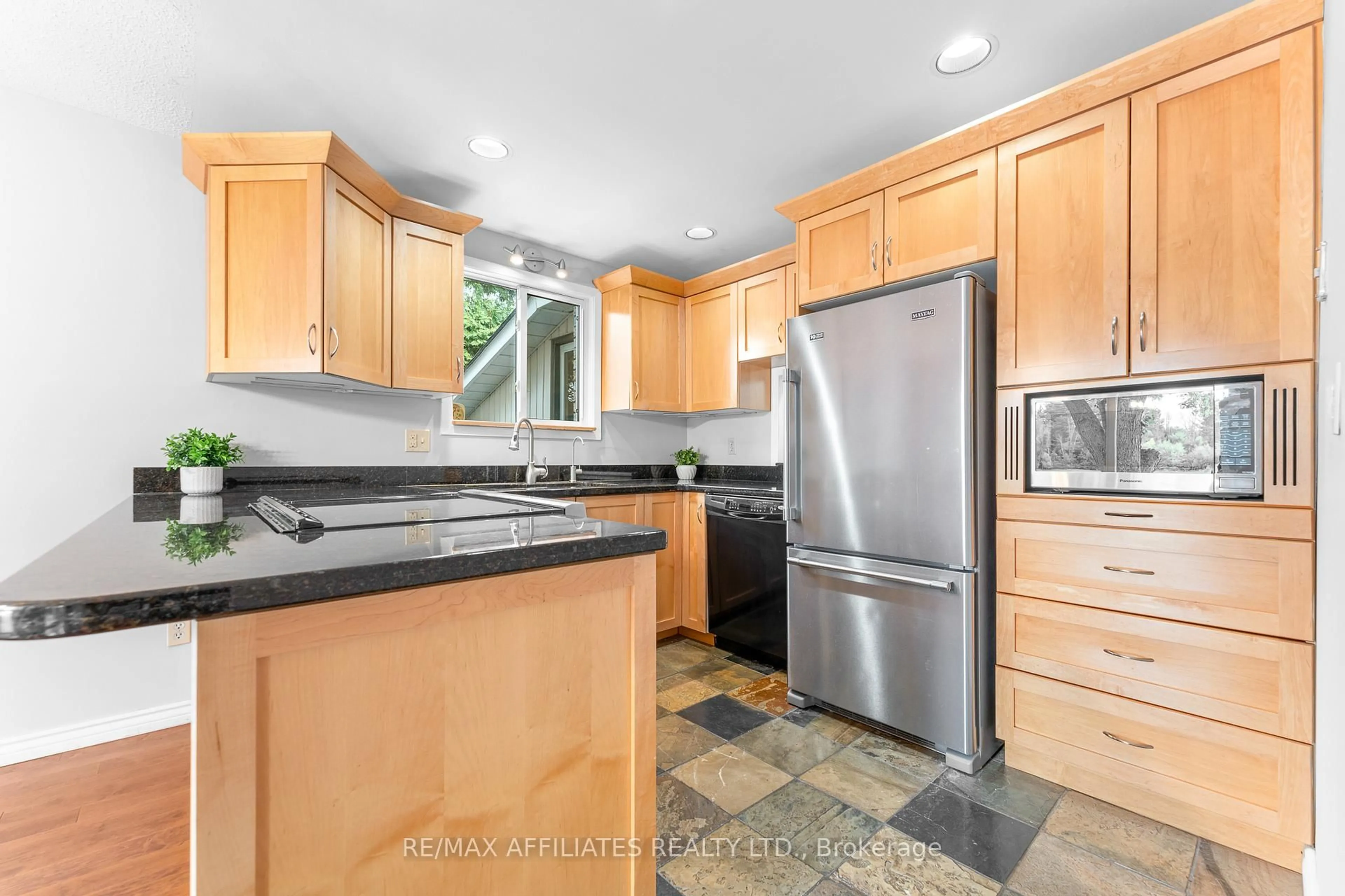 Unknown for 1278 Bayview Dr, Ottawa Ontario K0A 3M0