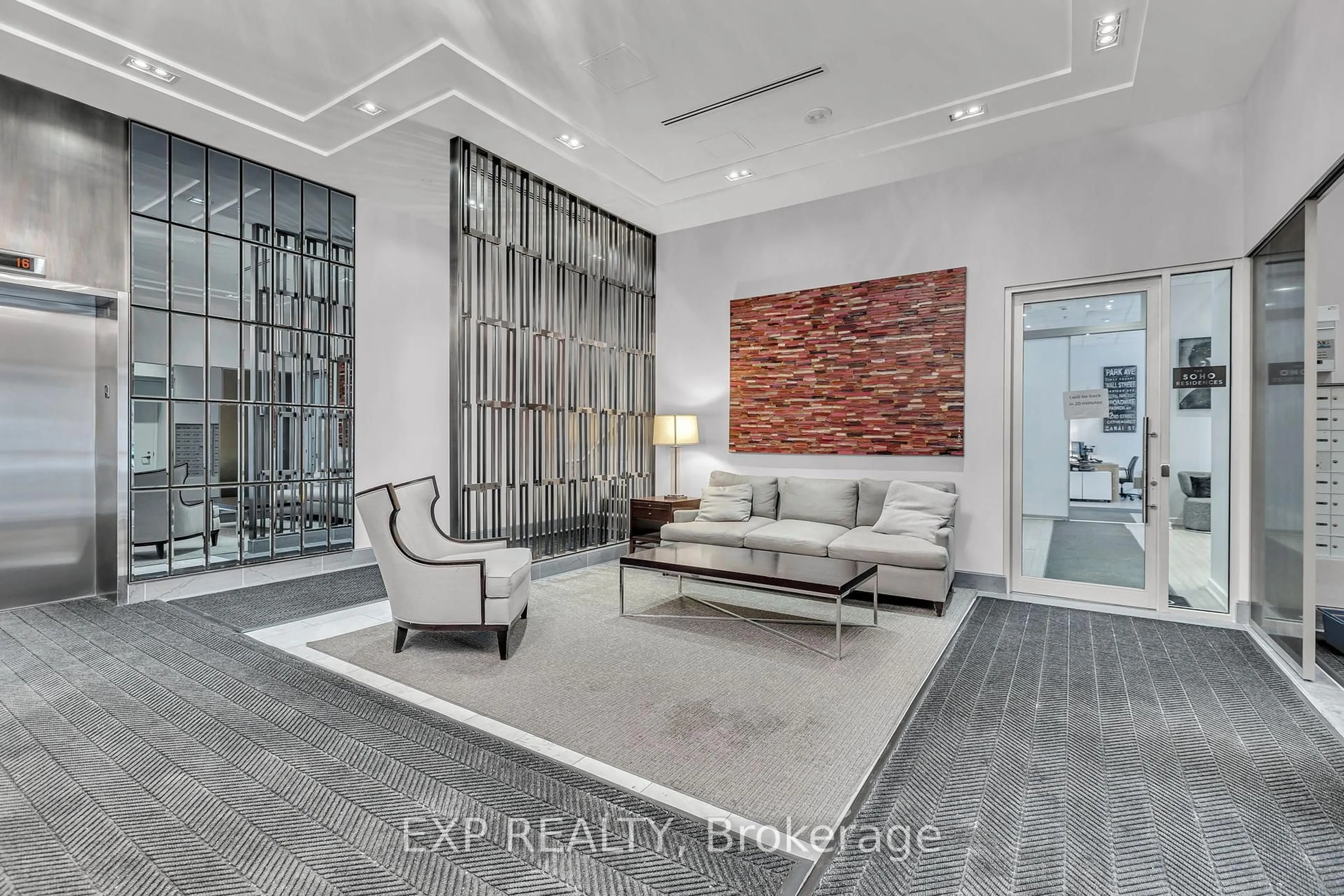 Unknown for 300 Lisgar St #812, Ottawa Ontario K2P 0E2