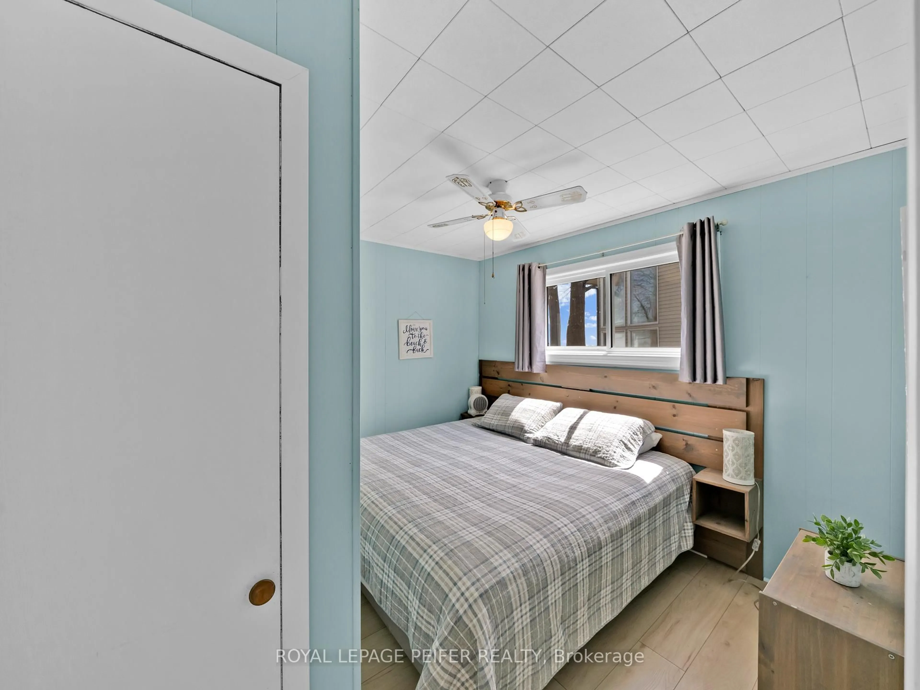 Bedroom with bed, unknown for 83 Marentette Beach Rd, Leamington Ontario N8H 3V7