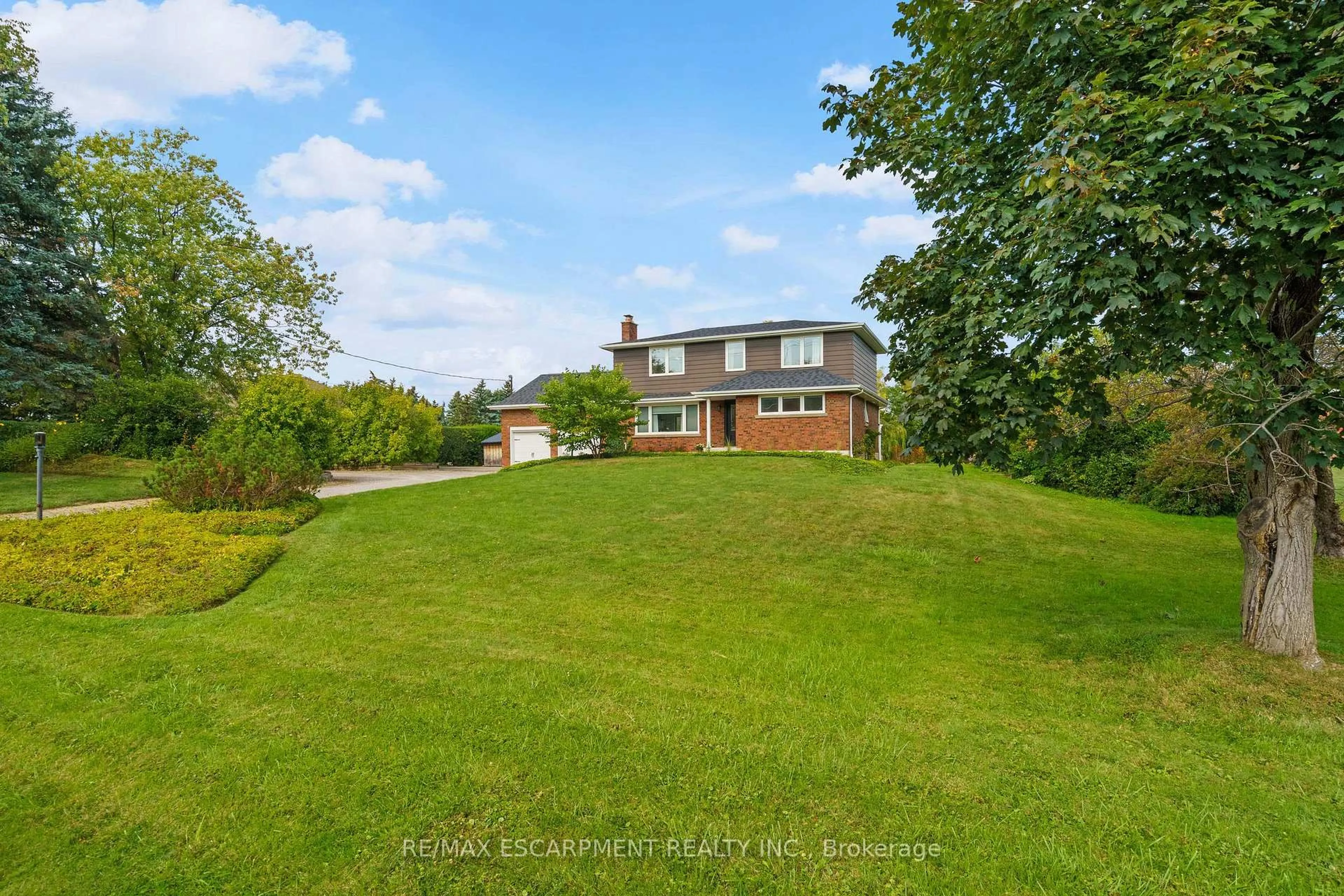 A pic from outside/outdoor area/front of a property/back of a property/a pic from drone, water/lake/river/ocean view for 9604 TWENTY Rd, Hamilton Ontario L0R 1W0