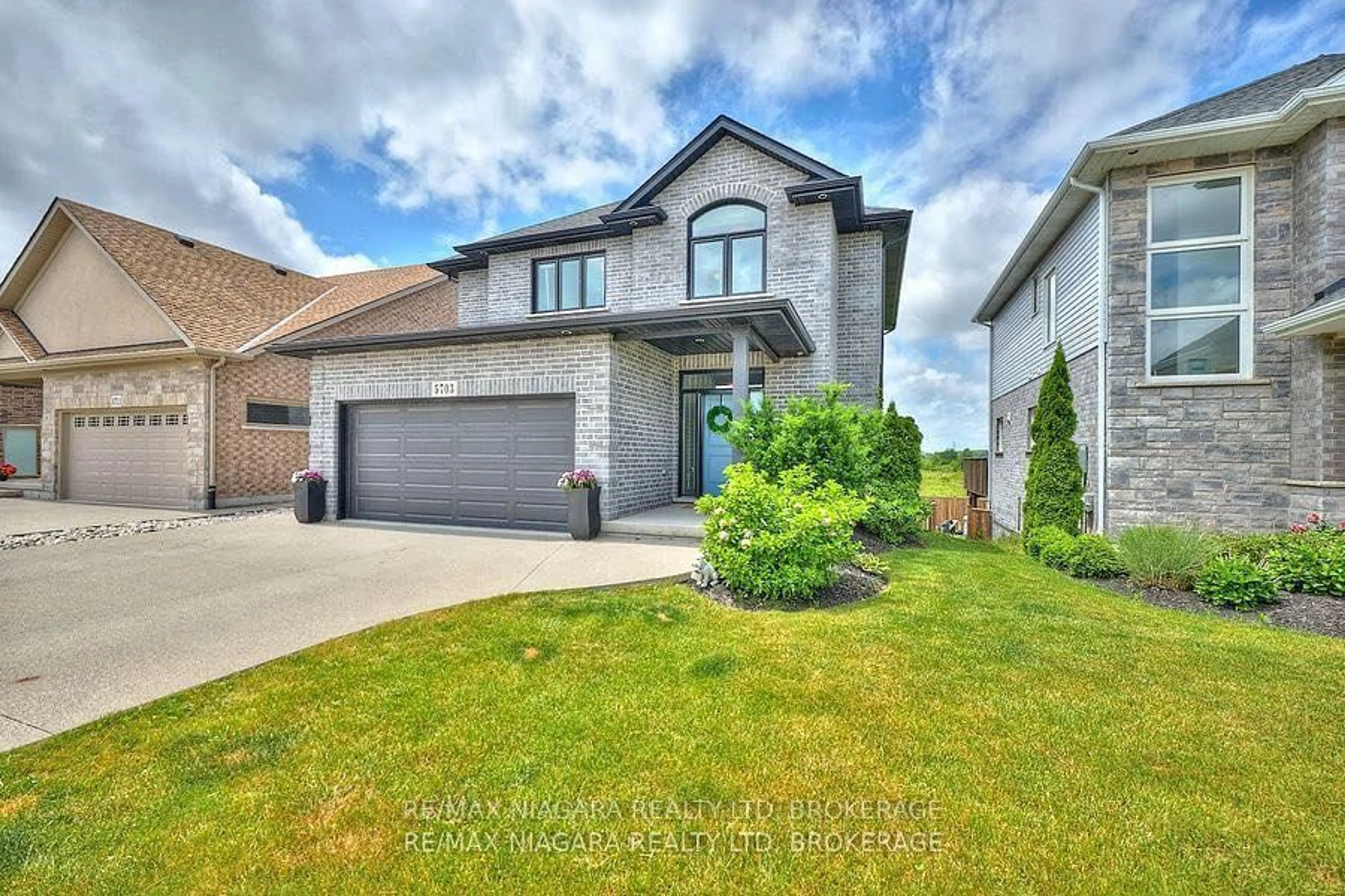 Unknown for 5703 Osprey Ave, Niagara Falls Ontario L2H 0M2