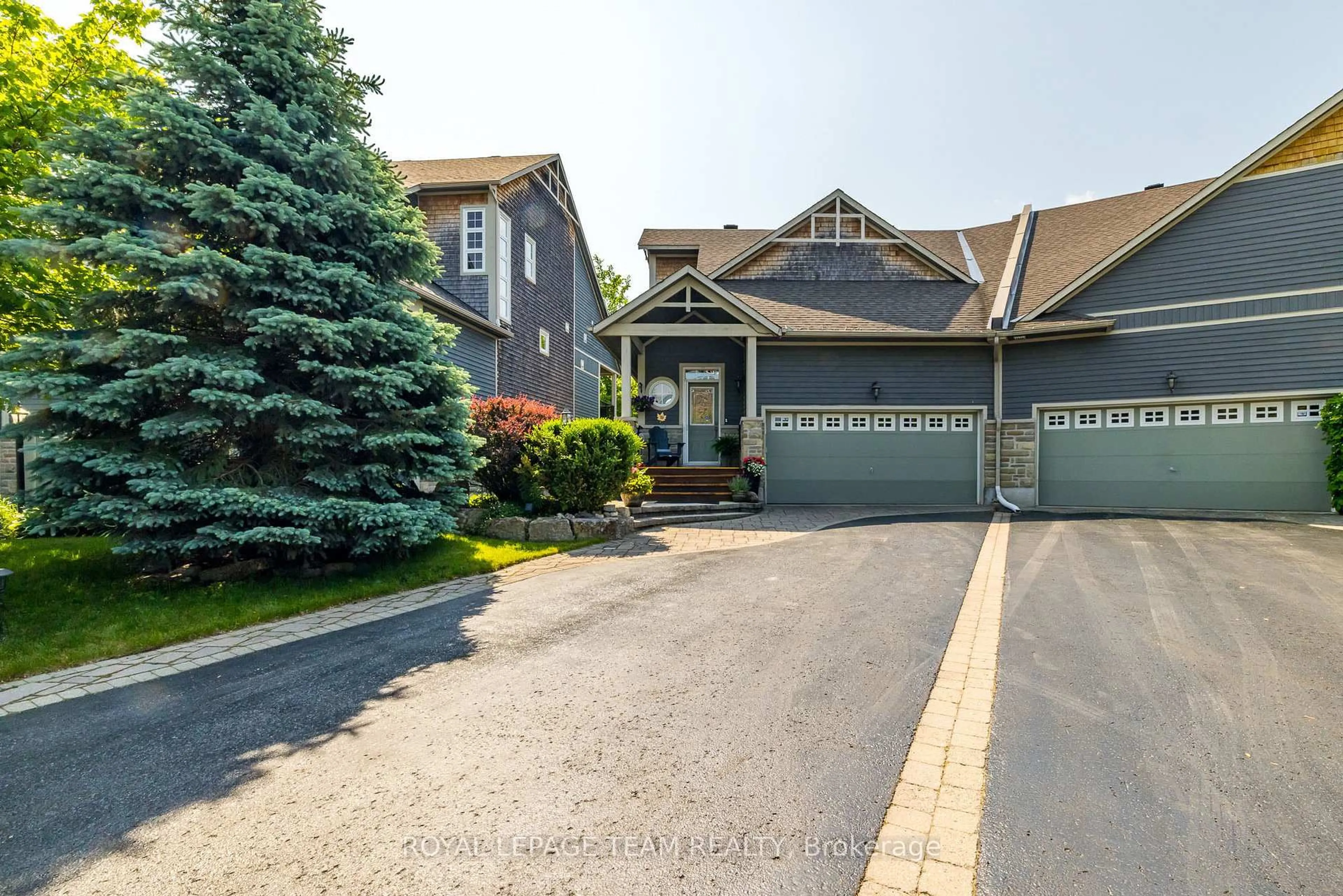 A pic from outside/outdoor area/front of a property/back of a property/a pic from drone, street for 19 Turtle Point Private, Kanata Ontario K2K 3P1