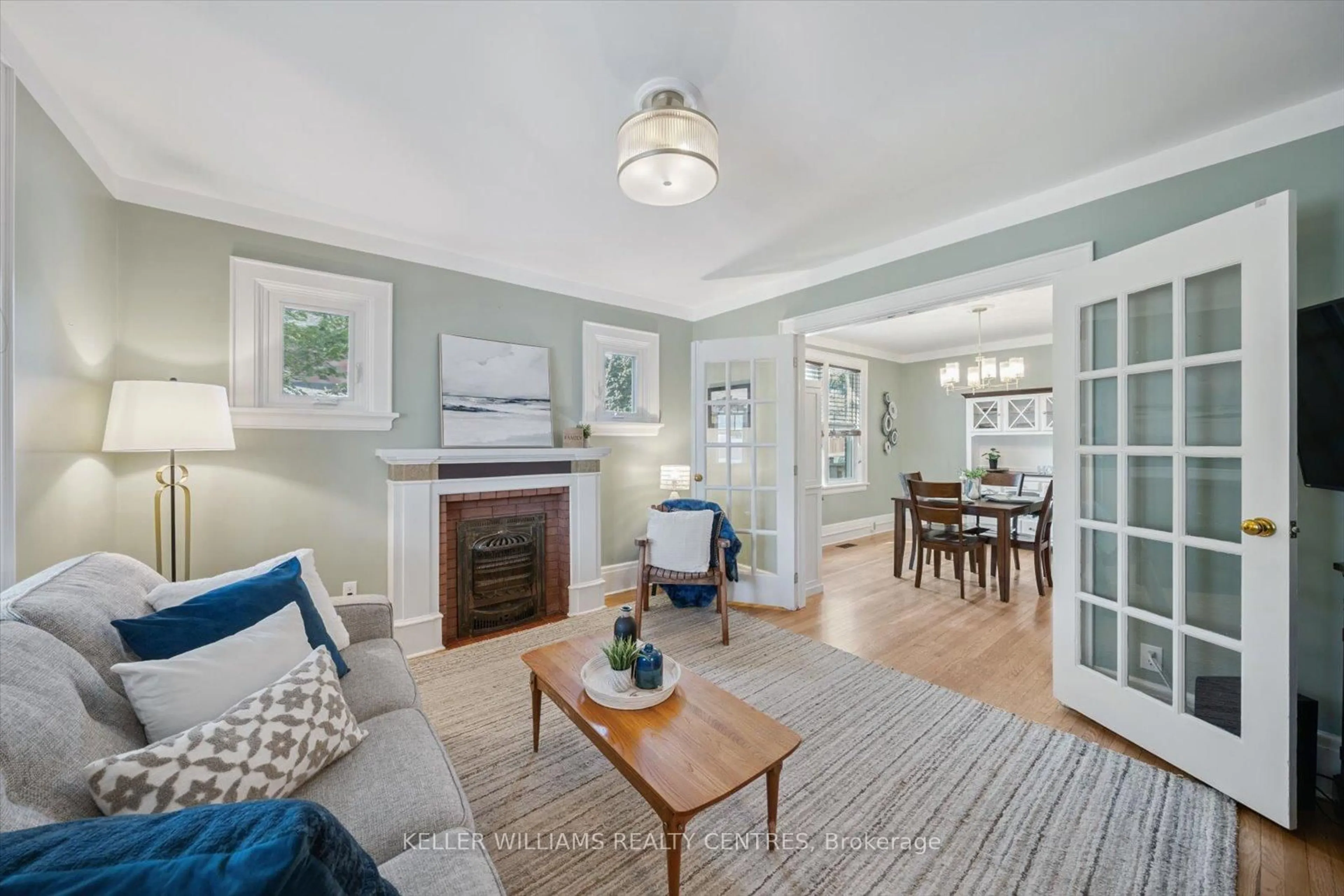 Living room with furniture, unknown for 591 Woolwich St, Guelph Ontario N1H 3Y5