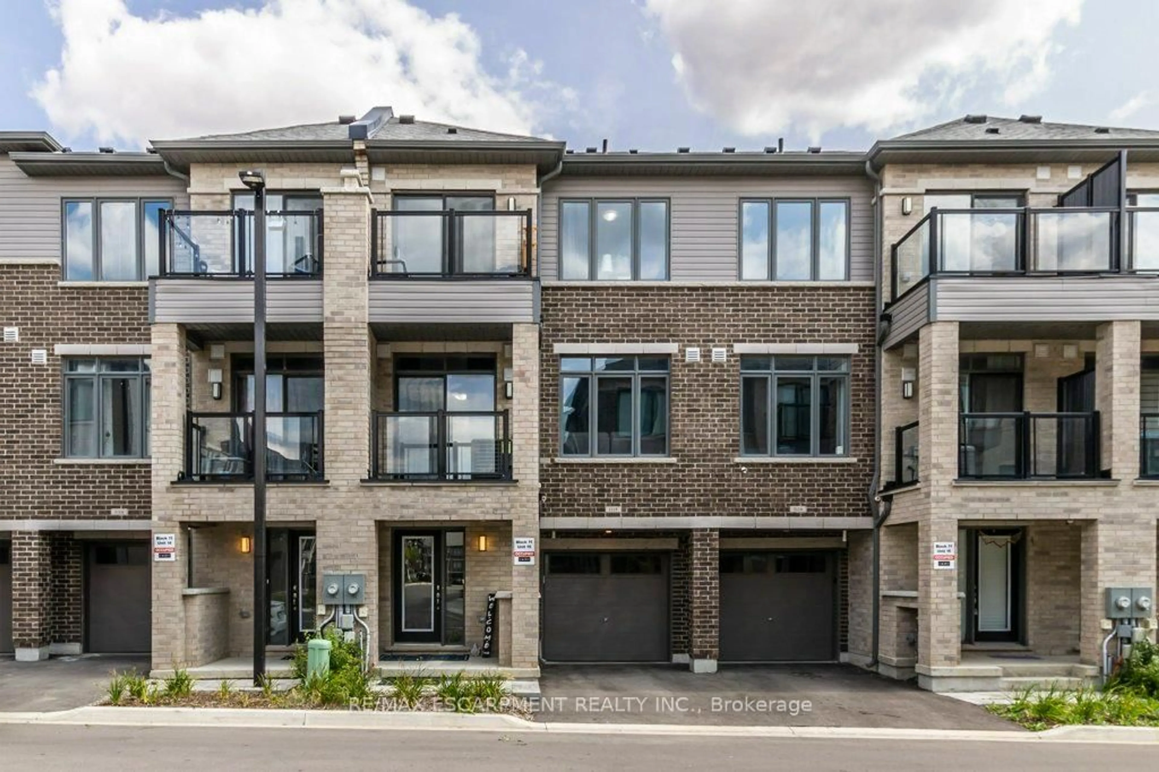 Home with brick exterior material, street for 585 Colborne St #1115, Brantford Ontario N3S 0K4