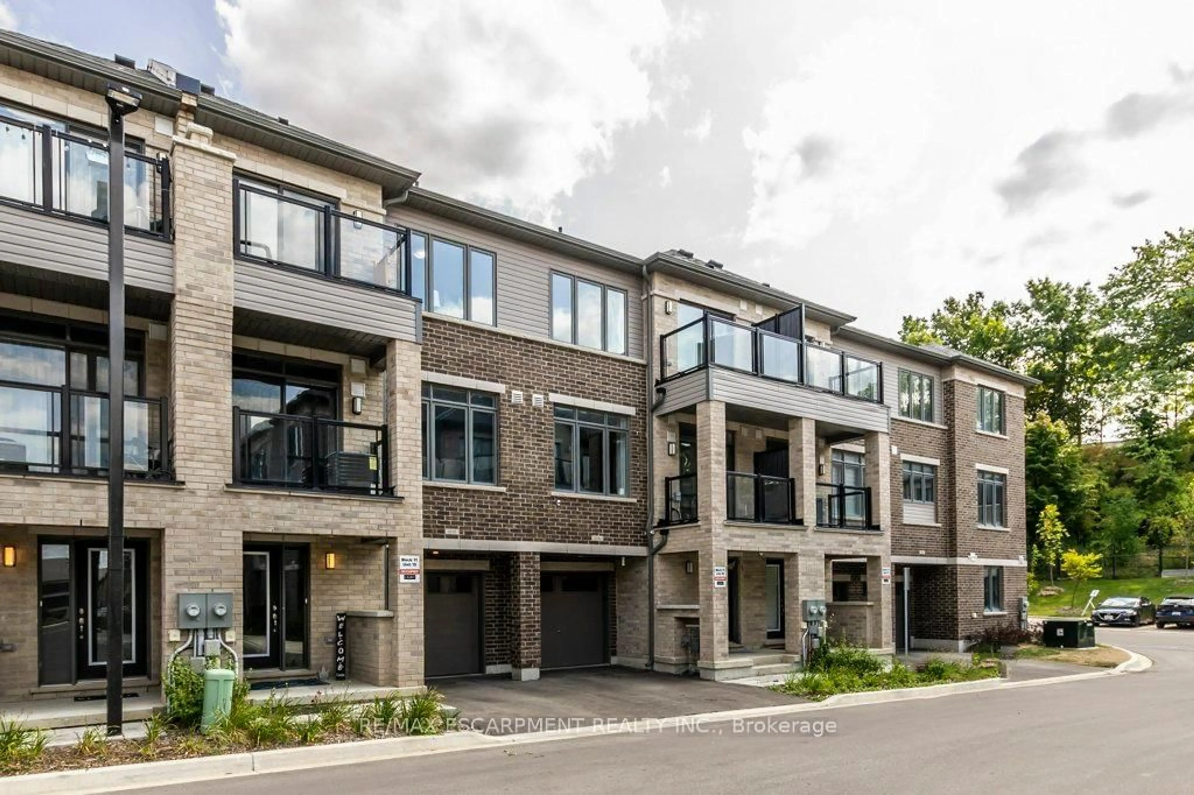 Home with brick exterior material, street for 585 Colborne St #1115, Brantford Ontario N3S 0K4