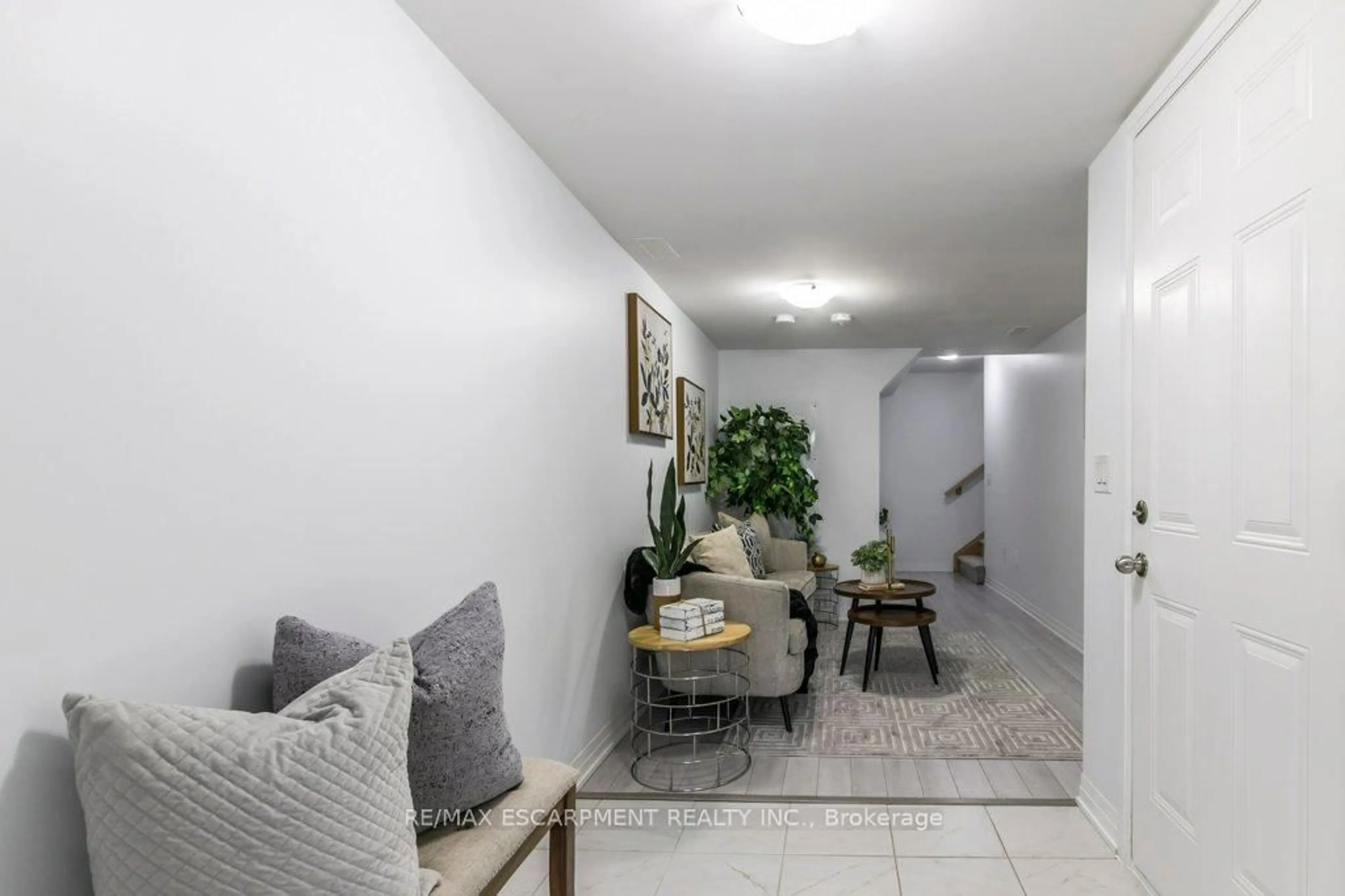 Unknown for 585 Colborne St #1115, Brantford Ontario N3S 0K4