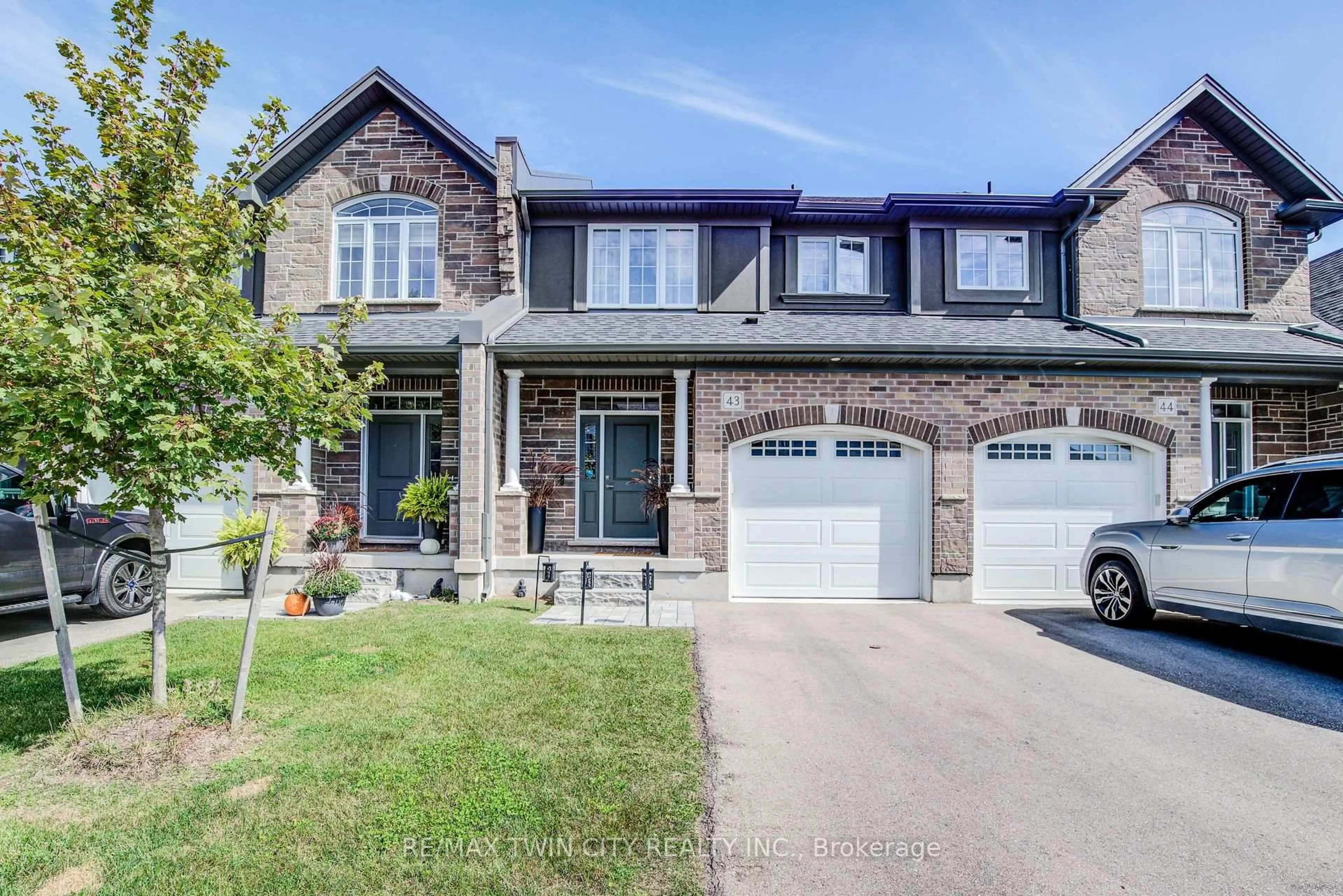 Home with brick exterior material, street for 350 Oloane Ave #43, Stratford Ontario N5A 0J2