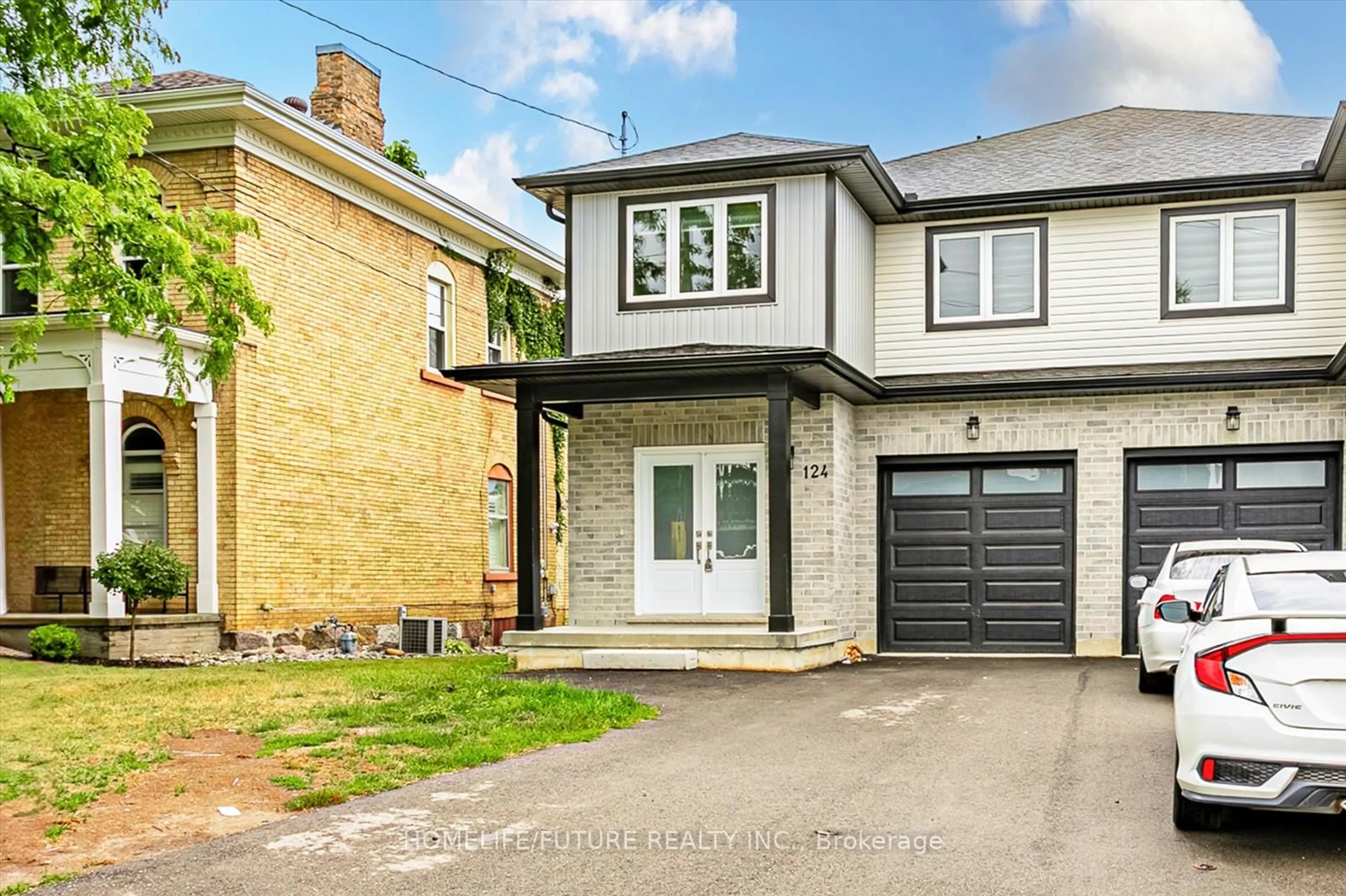 Home with brick exterior material, street for 124 King St, Ingersoll Ontario N5C 1G9