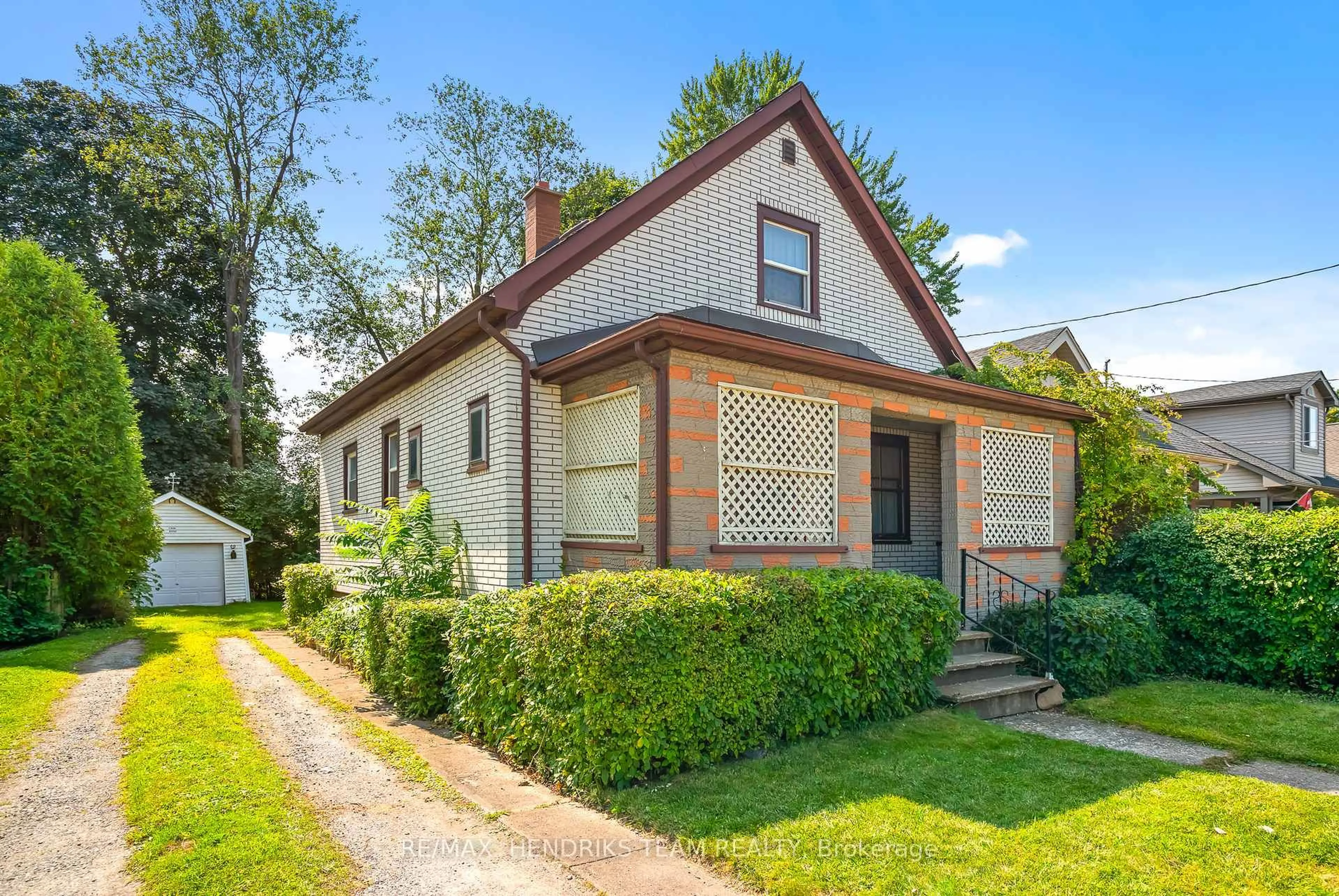 Home with brick exterior material, street for 6456 Ker St, Niagara Falls Ontario L2G 1X8