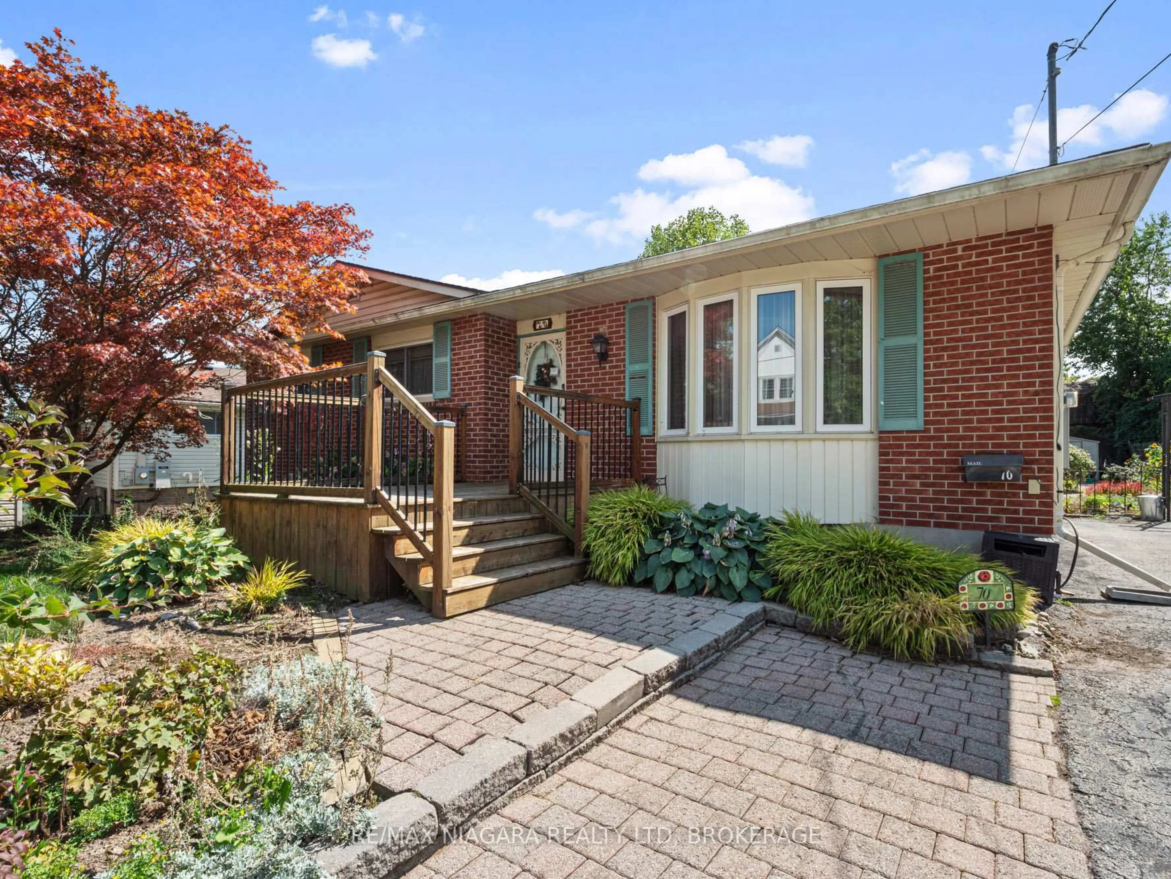 Home with brick exterior material, street for 70 Murray St, Fort Erie Ontario L2A 2A6