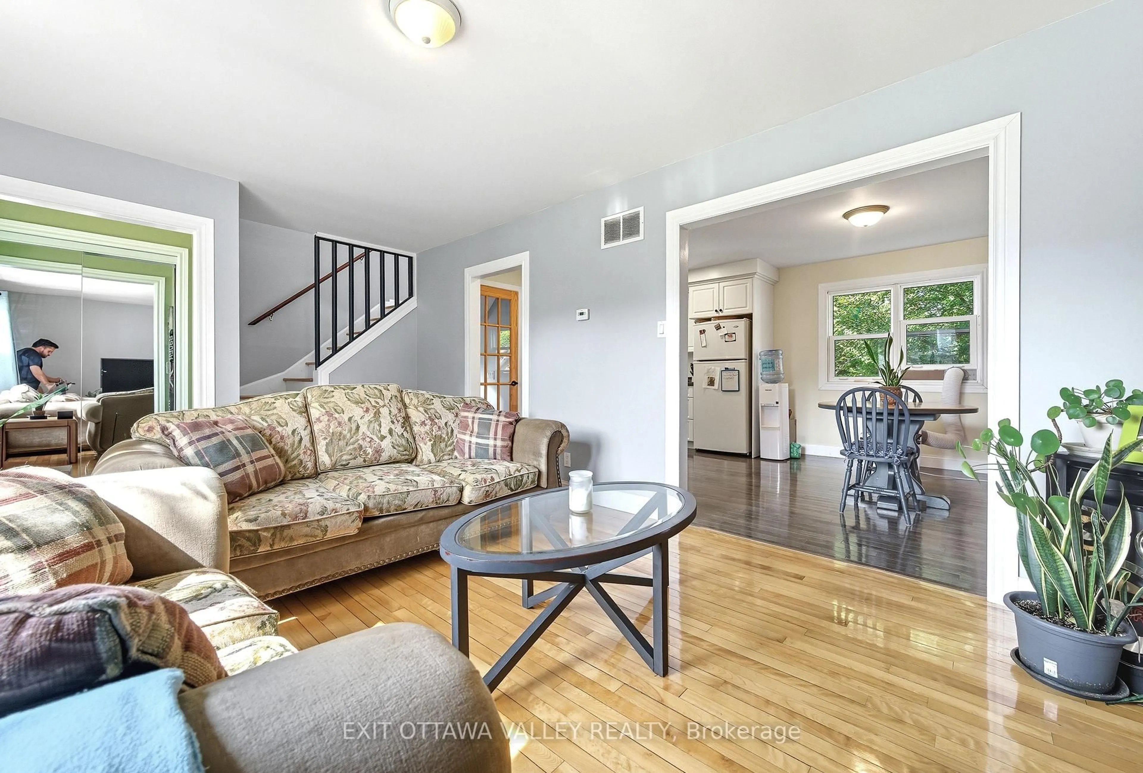 Living room with furniture, unknown for 6 Faraday Cres, Deep River Ontario K0J 1P0
