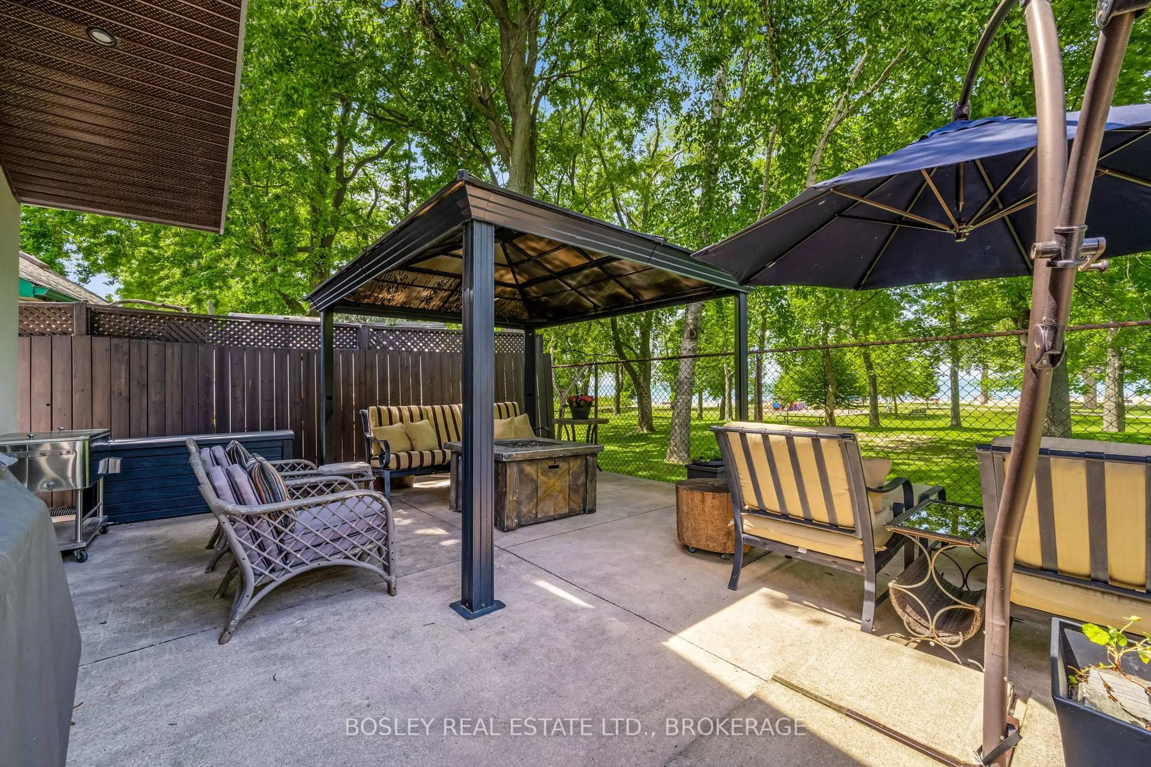 Patio, unknown for 65 Bogart St, St. Catharines Ontario L2M 1G6