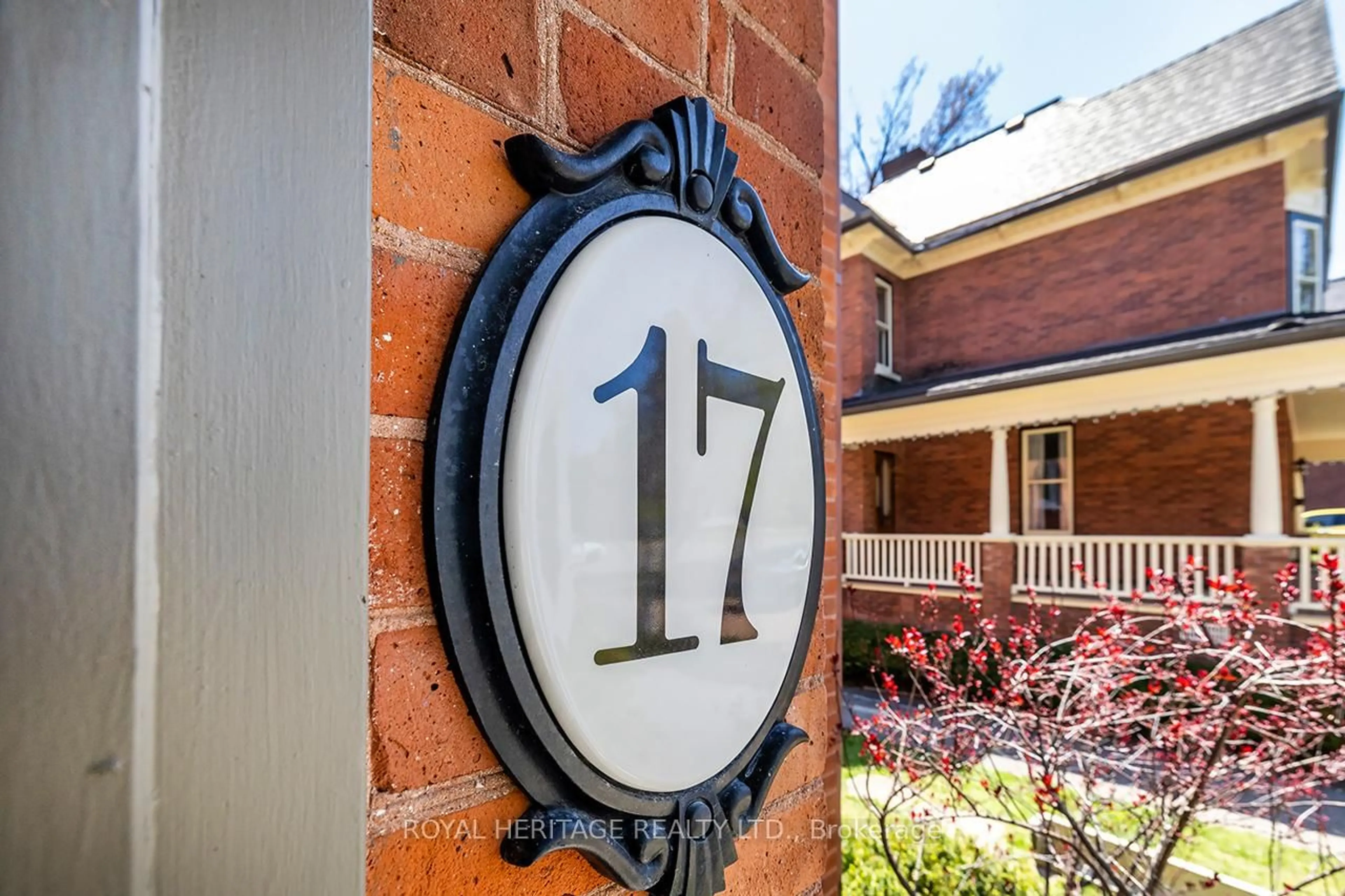 Unknown for 17 Francis St, Kawartha Lakes Ontario K9V 3R7