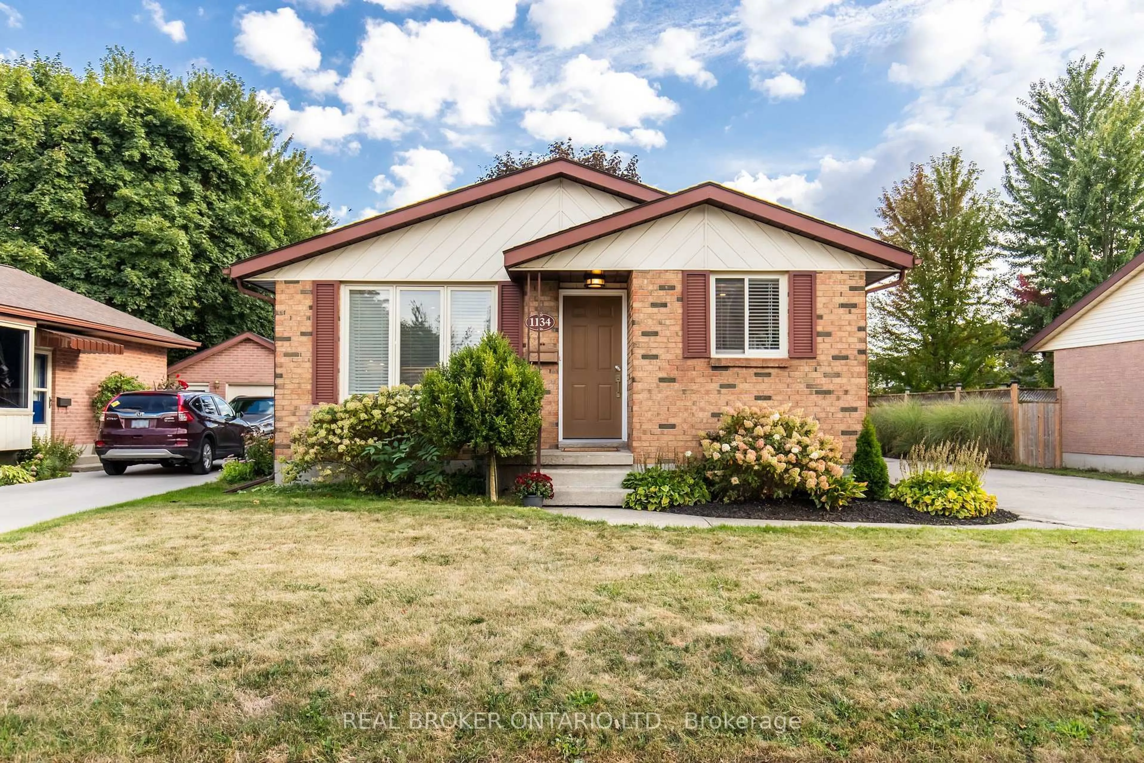Home with brick exterior material, street for 1134 Mohawk St, Woodstock Ontario N4T 1A8