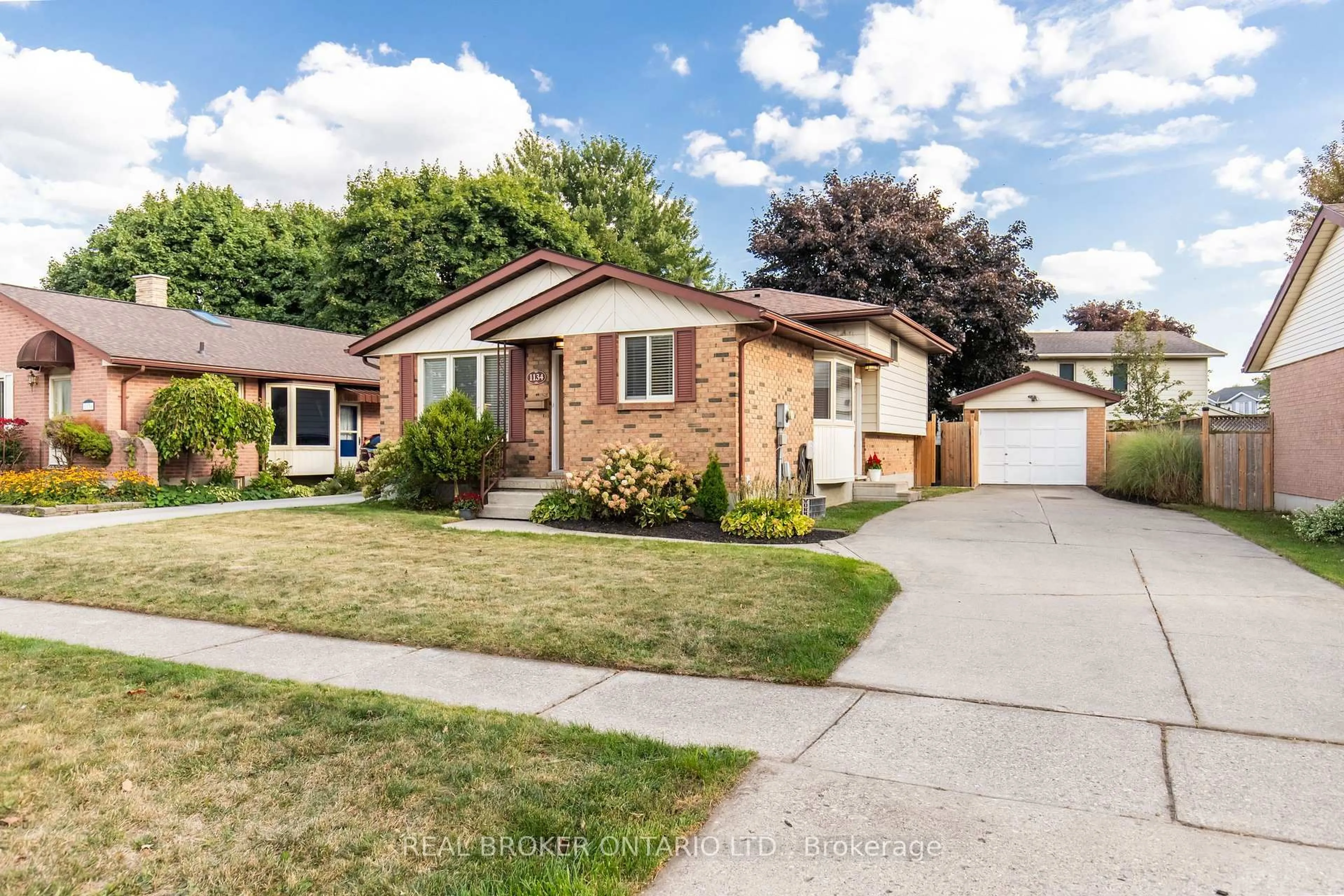 Home with brick exterior material, street for 1134 Mohawk St, Woodstock Ontario N4T 1A8