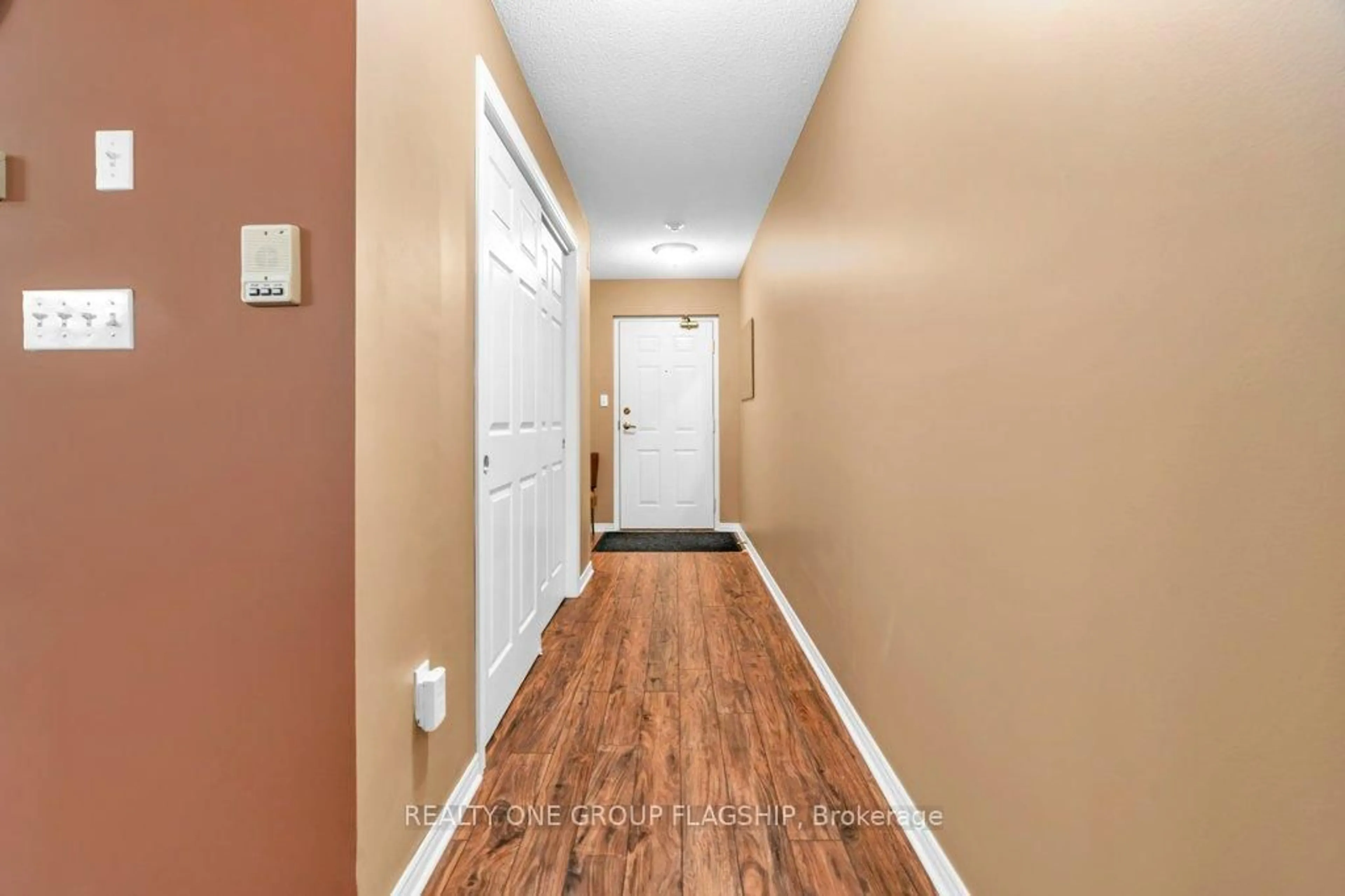 Indoor entryway for 245 queen St #202, Centre Wellington Ontario N1M 3R6