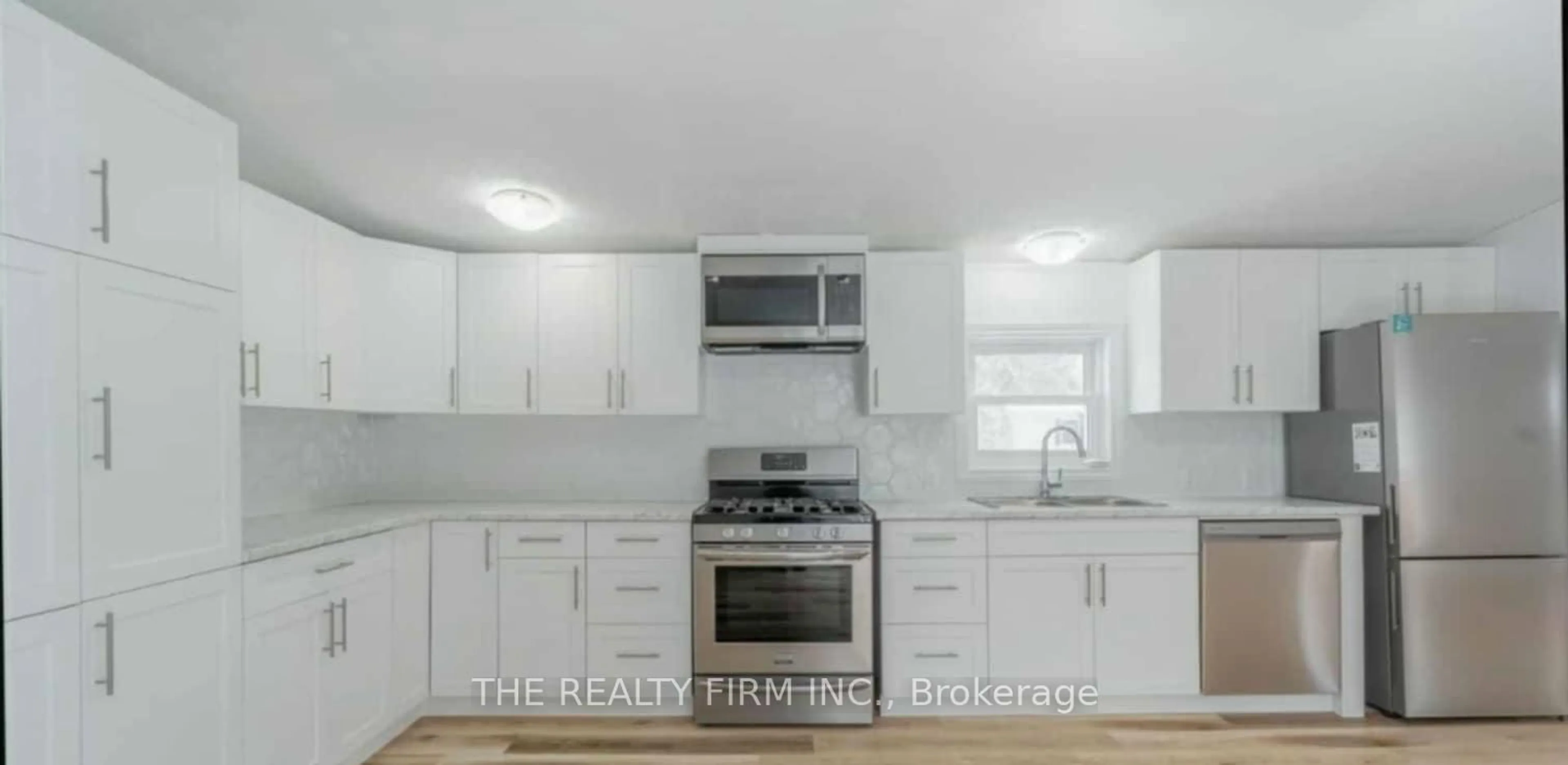 Standard kitchen, unknown for 75049 Hensall Rd #18, Huron East Ontario N0K 1W0