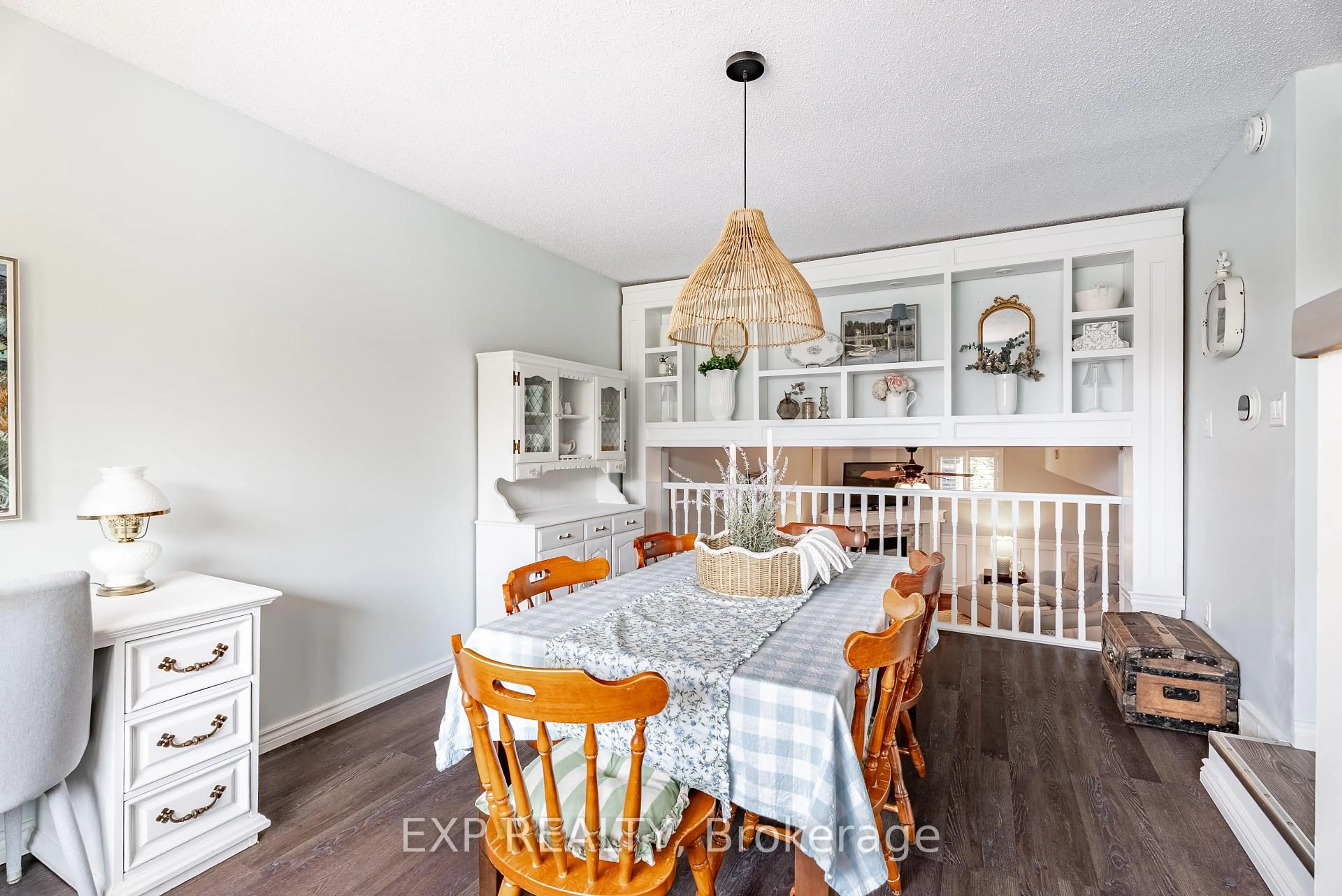 Open concept kitchen, unknown for 10 Stonehenge Pl, Kitchener Ontario N2N 2N1
