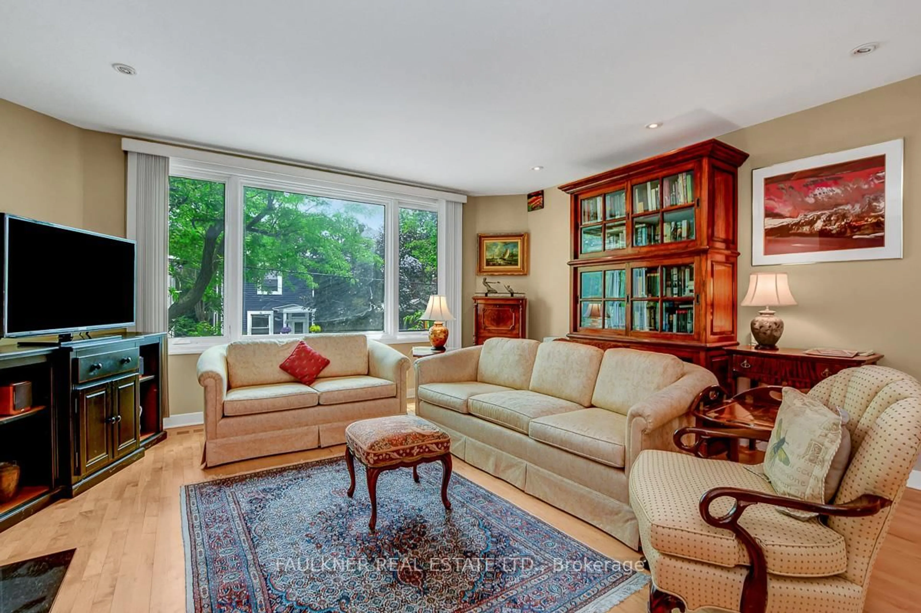 Living room with furniture, unknown for 13A Windsor Ave, Ottawa Ontario K1S 0W3